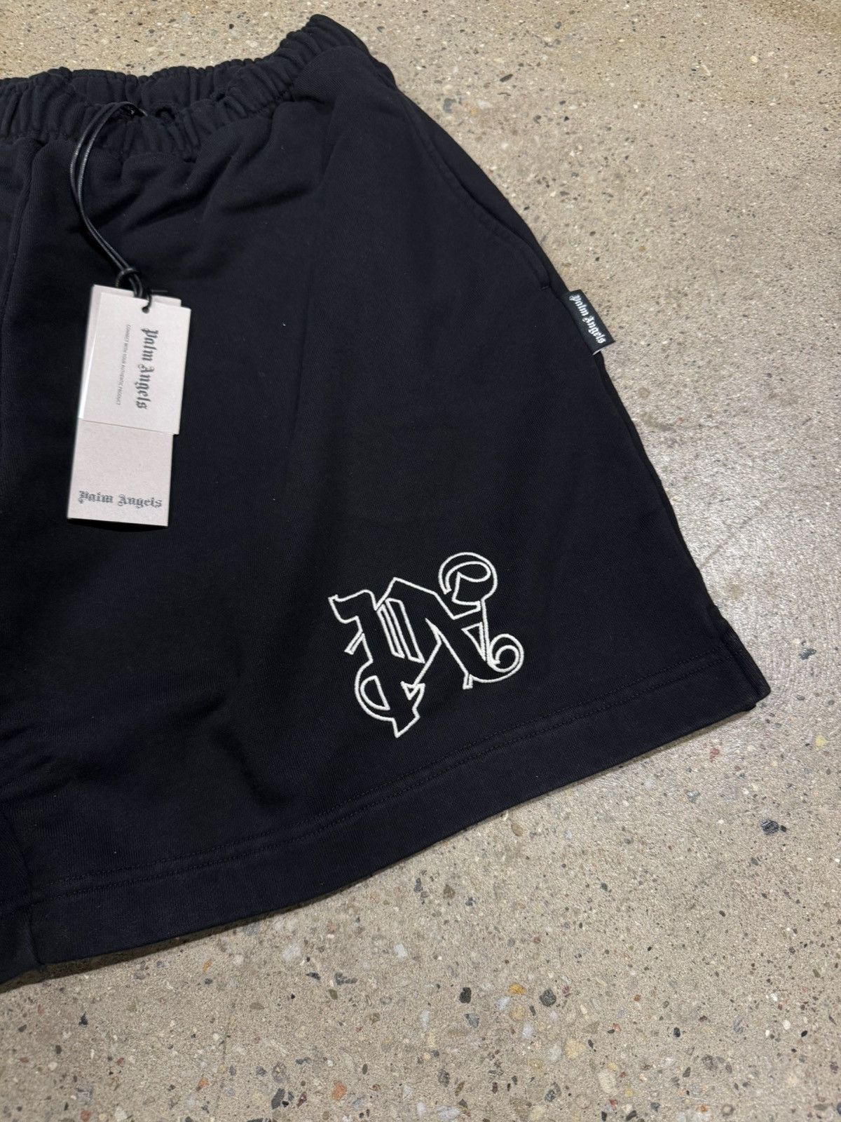 Palm Angels Palm Angels PA Monogram Sweatshorts NEW 550$ Size US 32 / EU 48 - 2 Thumbnail