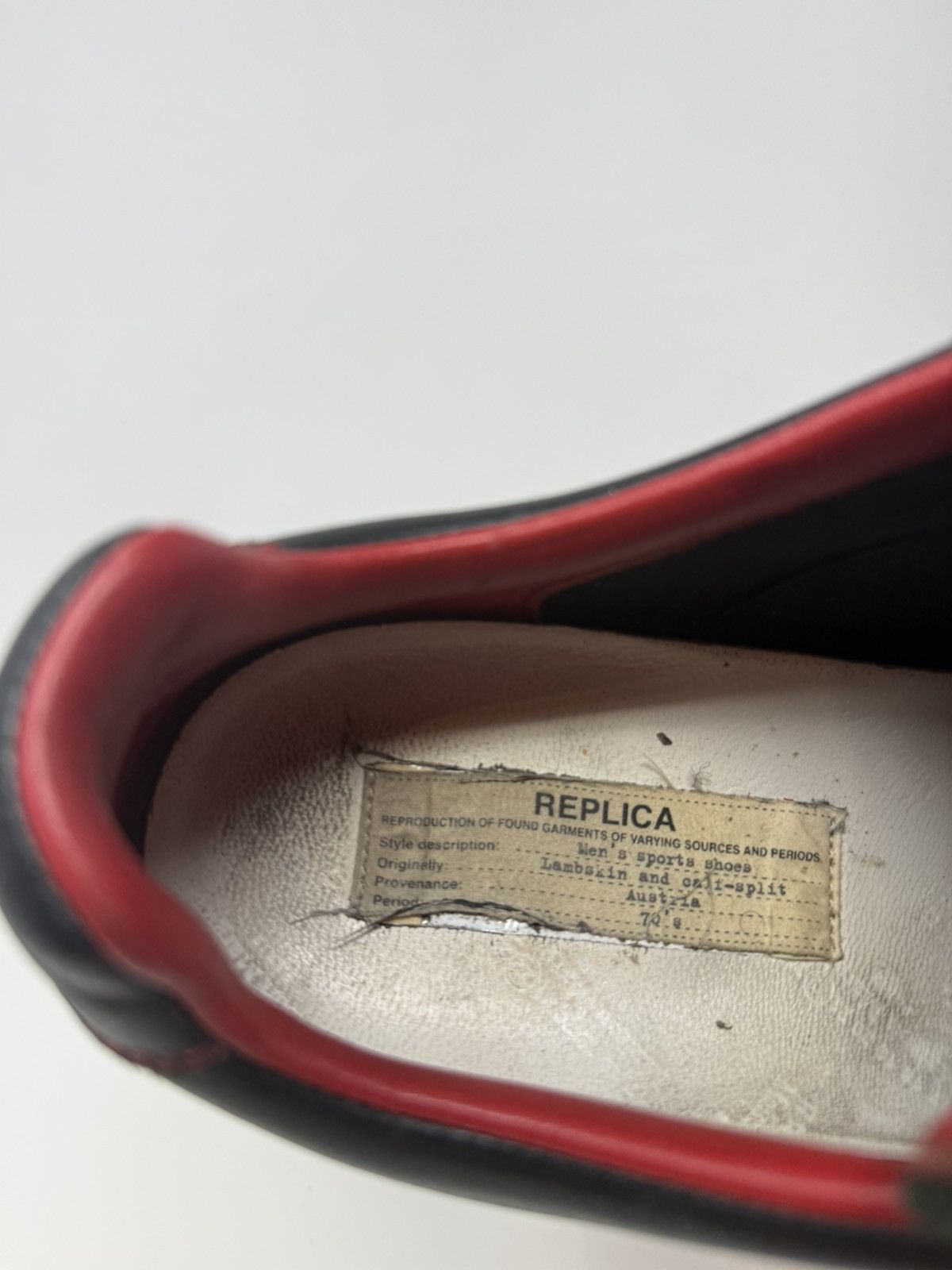 Maison Margiela Maison Margiela Replica GAT Leather Sneaker Black Red Size US 10 / EU 43 - 8 Thumbnail