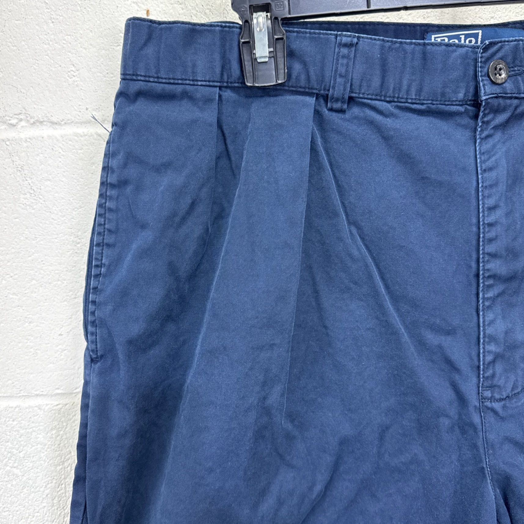 Polo Ralph Lauren VINTAGE Polo Ralph Lauren Men's Shorts Casual Chino 38 Navy Blue Pleated Front 5-Pocket Summer Fall Spring Size US M / EU 48-50 / 2 - 2 Thumbnail