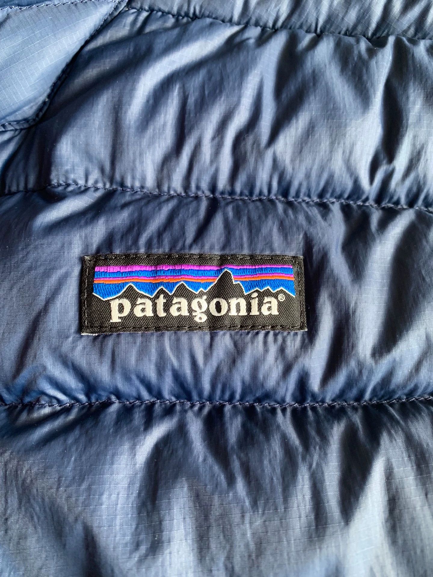 Patagonia Patagonia Men's Down Vest XL Near New 84623 Size US XL / EU 56 / 4 - 3 Thumbnail