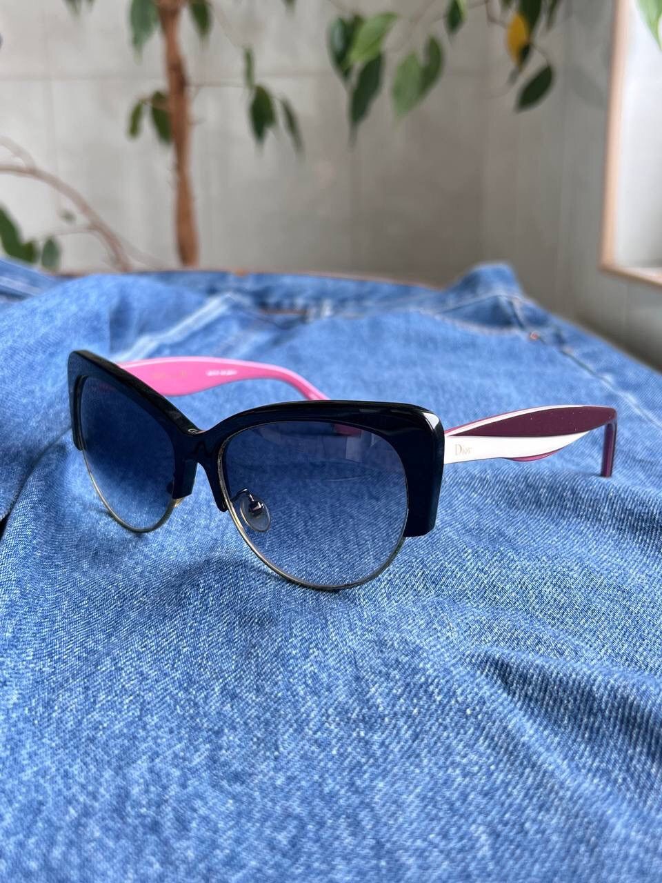 image of Christian Dior Monsieur x Dior Christian Dior Sunglasses Cat Eye Frame Mask In 2000S in Violet, Wom