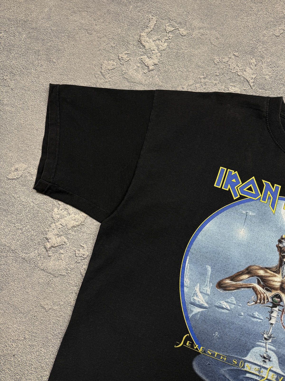 Iron Maiden 2003 Iron Maiden Tee holdings ltd Size US XL / EU 56 / 4 - 6 Thumbnail