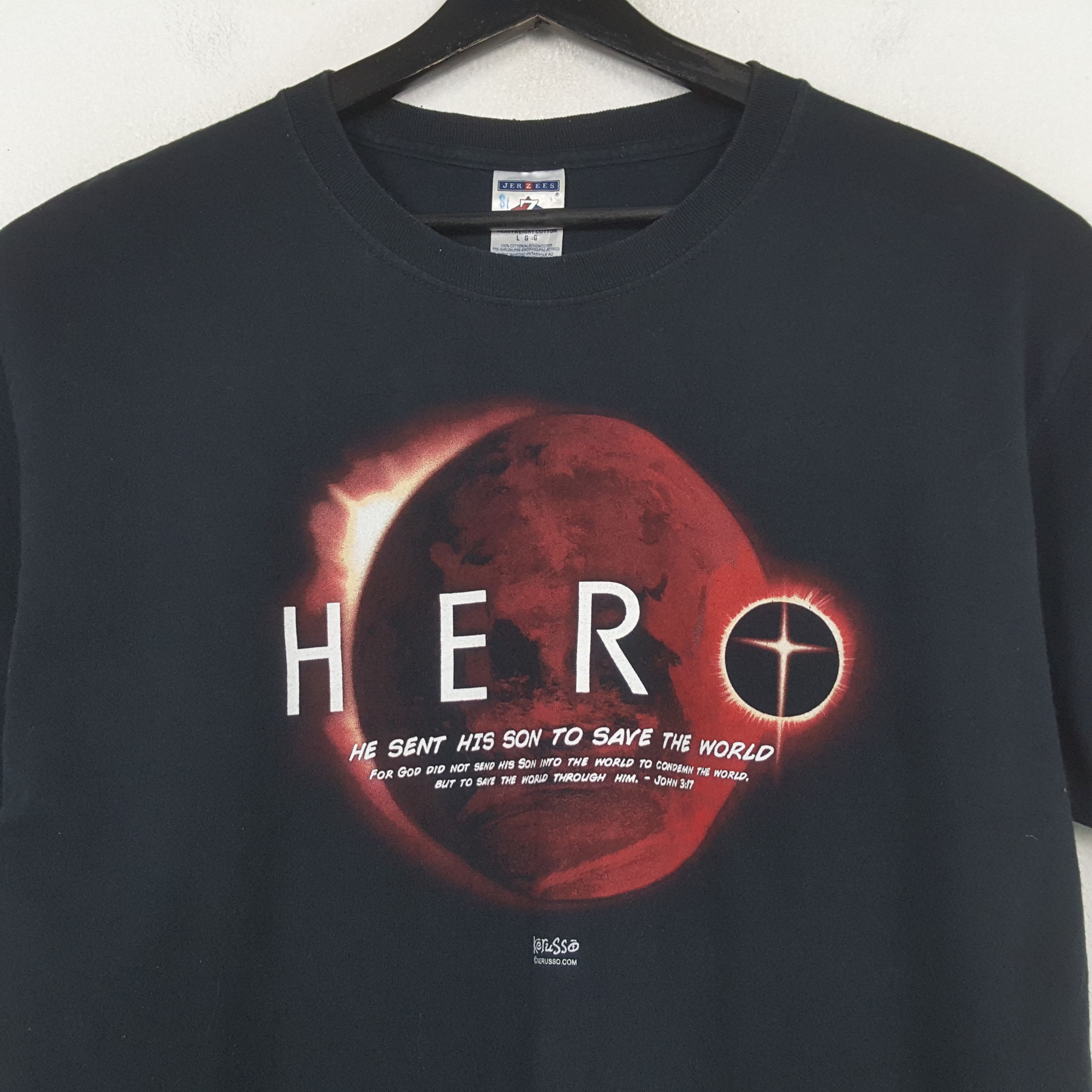 Vintage Hero Movie Promo Style Tshirt 31 Size US L / EU 52-54 / 3 - 2 Thumbnail
