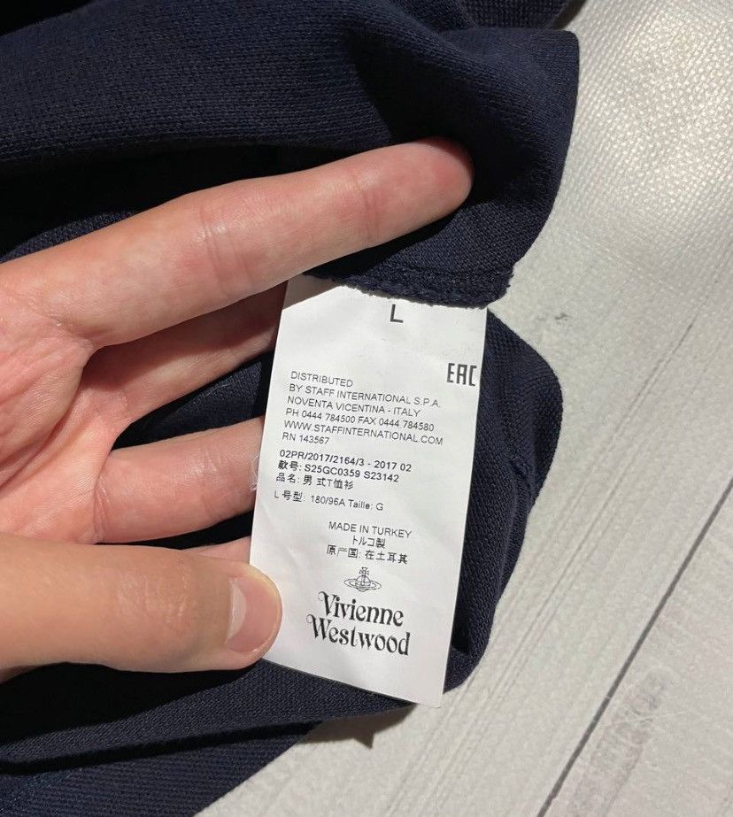 Vivienne Westwood Vivienne Westwood mens polo t-shirt navy size L Large Size US L / EU 52-54 / 3 - 7 Thumbnail