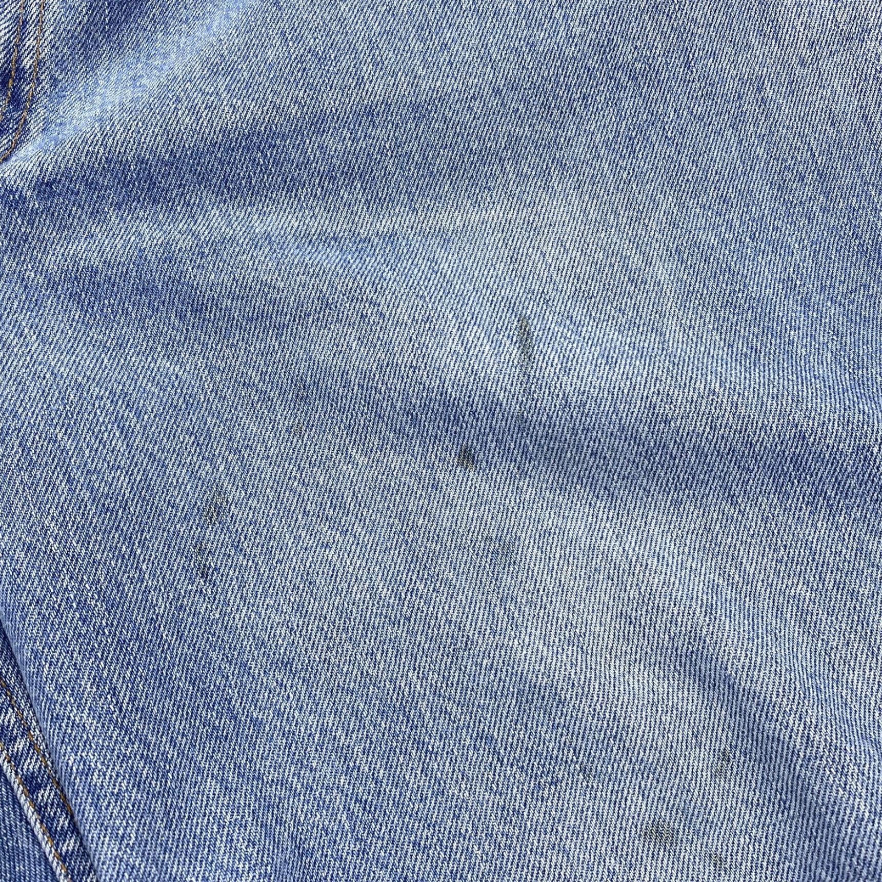 Levi's VINTAGE Levi's 560 Jeans Mens 38x30 Light Wash Blue Relaxed Tapered Denim USA Jeans Mens 38x30 Light Wash Blue Relaxed Tapered Denim USA Size US 38 / EU 54 - 4 Thumbnail