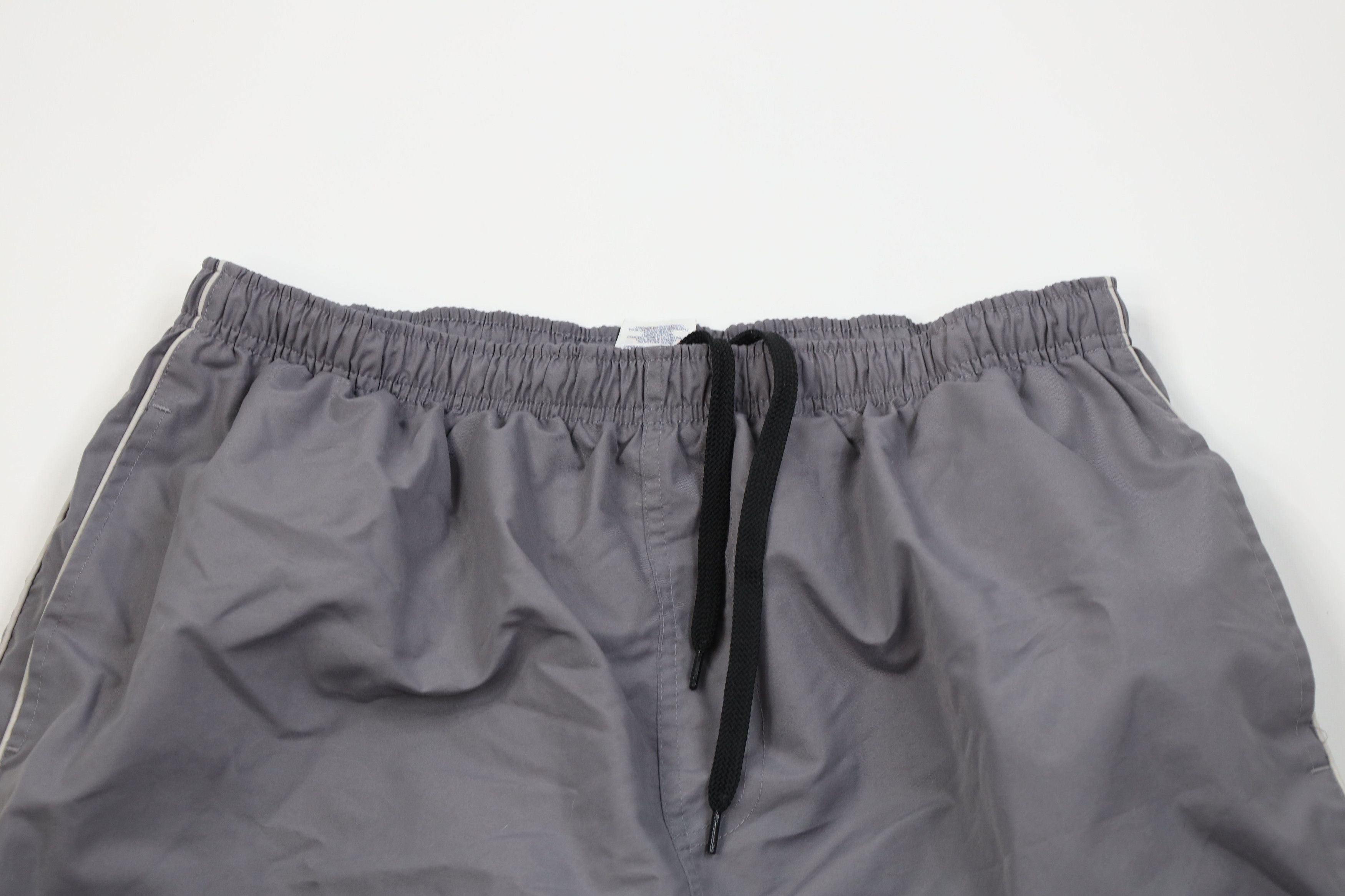 Reebok Vintage 90s Reebok Lined Wide Leg Cargo Windbreaker Pants Size US 38 / EU 54 - 2 Thumbnail