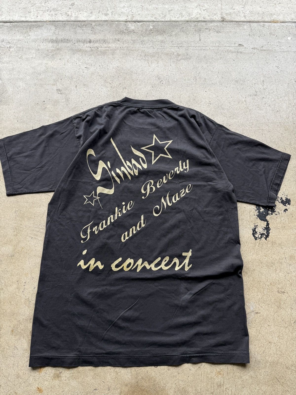 Band Tees × Rap Tees × Vintage Single stitched Frankie Beverly and Maze Tour tee Size US L / EU 52-54 / 3 - 5 Thumbnail