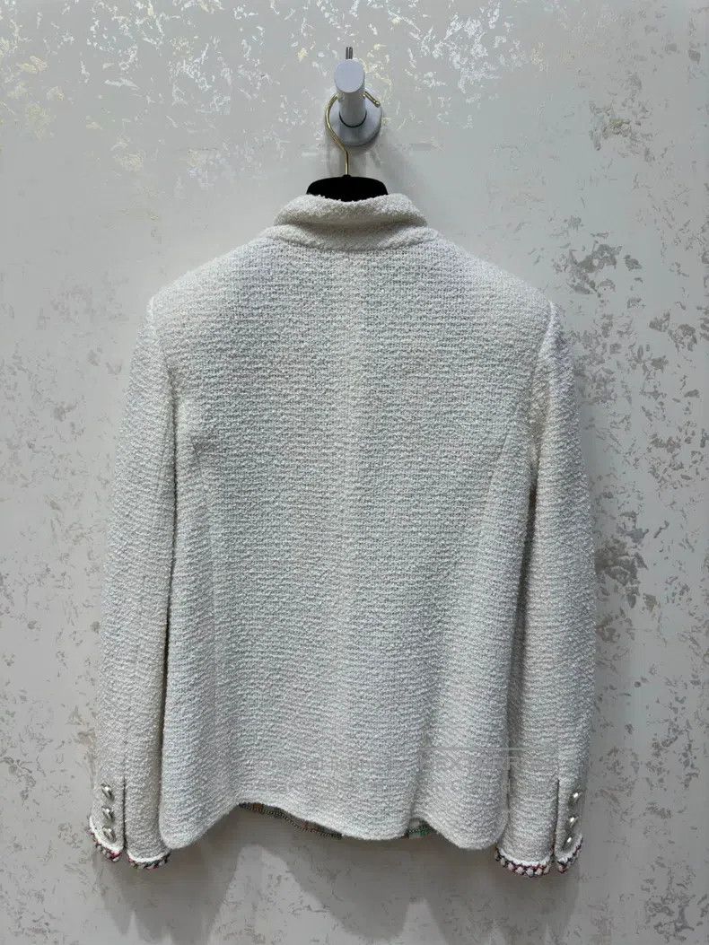 Chanel Chanel Station Series White Tweed Coat Size XXS / US 00 / IT 34 - 2 Thumbnail