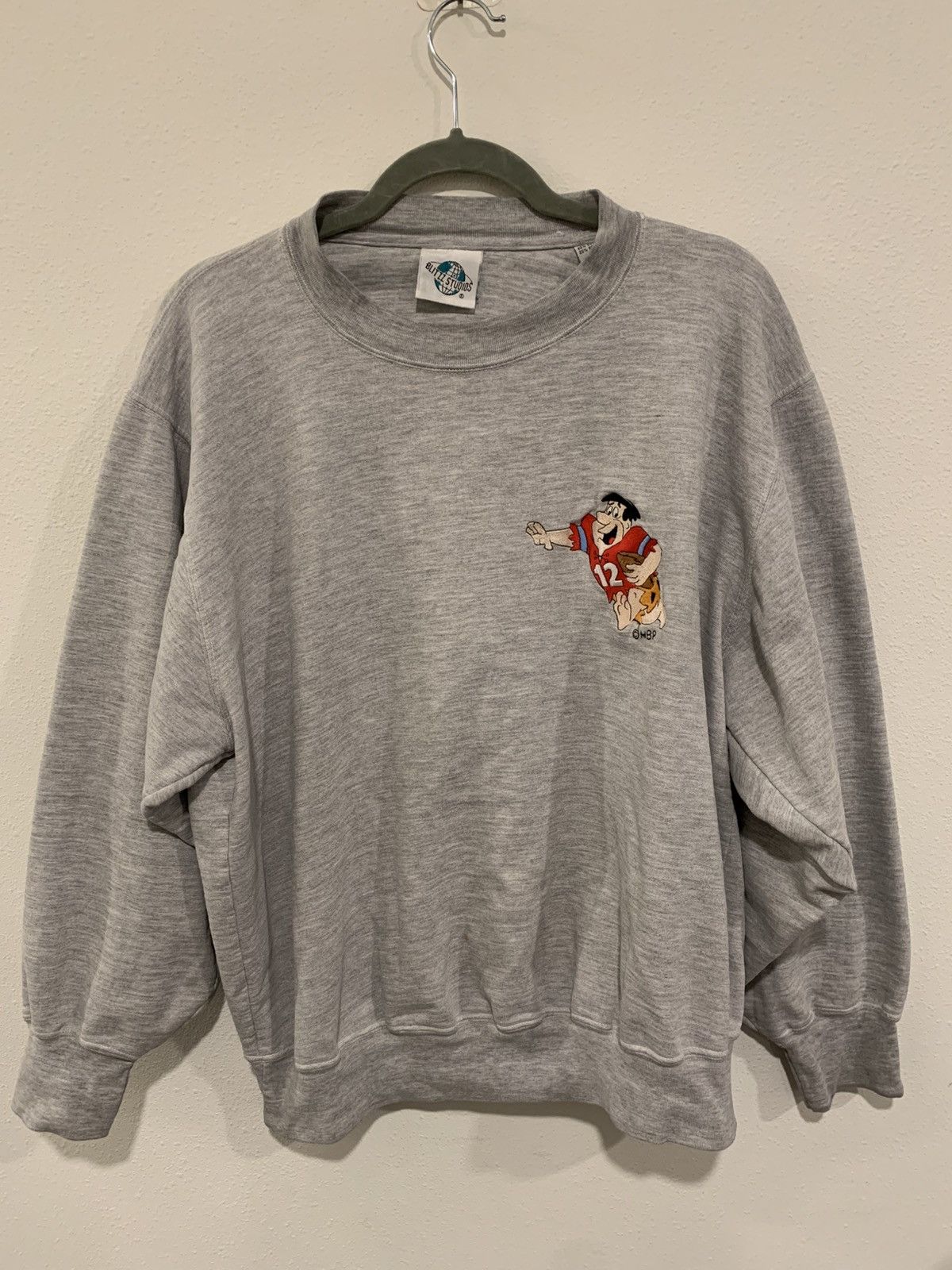Vintage 90s Blitz Studios Fred Flintstone Football crewnexk Size US L / EU 52-54 / 3 - 1 Thumbnail