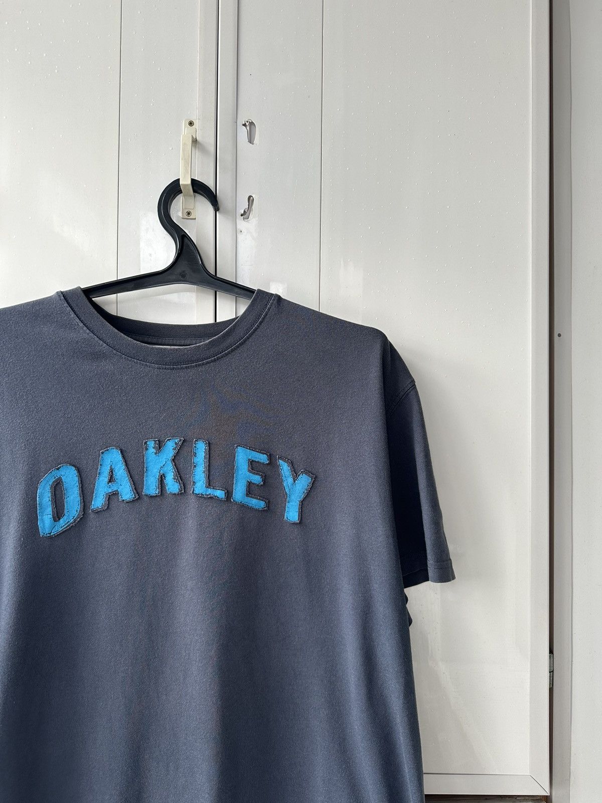 Oakley Vintage T-shirt Oakley Logo Blue Center Size US XL / EU 56 / 4 - 3 Thumbnail