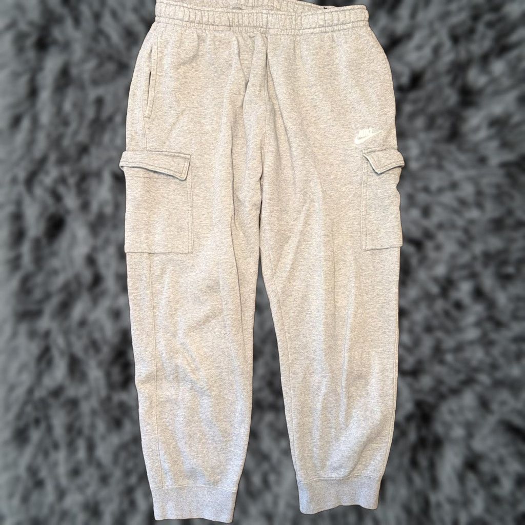 Nike Nike Sportswear Club Fleece Tapered Cargo Joggers Gray Mens XL CD3129 063 READ Size US 36 / EU 52 - 1 Thumbnail