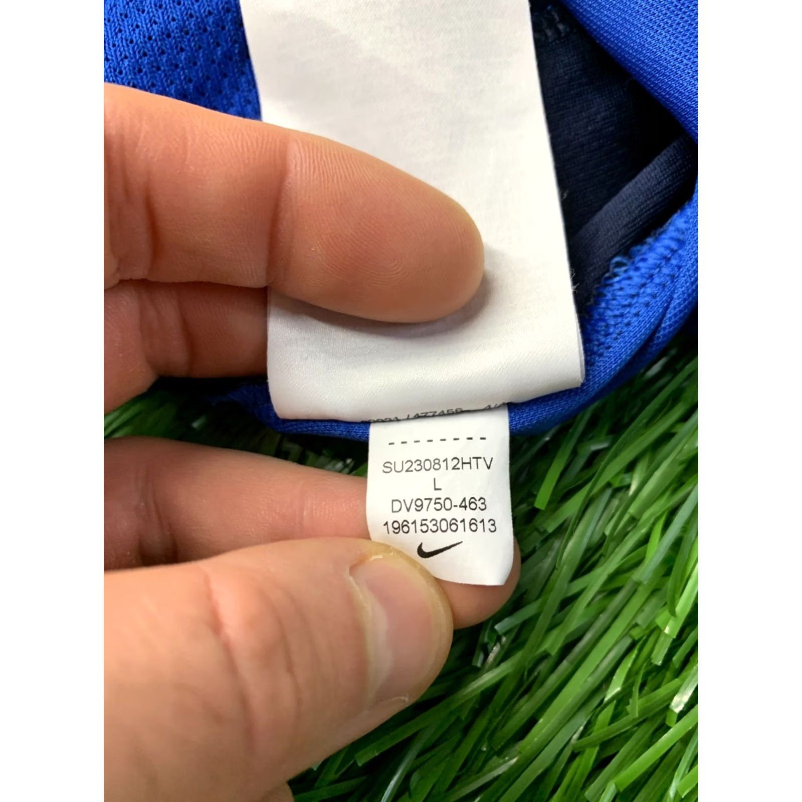 Nike NIKE ACADEMY DRI-FIT ORIGINAL 2023 MEN SHIRT JERSEY TEE SIZE L BLUE AND BLACK Football Slim Short Sleeve Crew NeckMens Size US L / EU 52-54 / 3 - 7 Thumbnail
