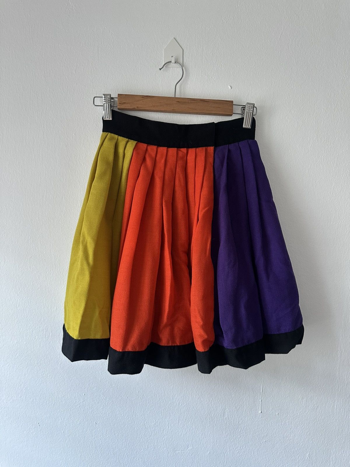 Versace Gianni Versace Couture AW 1991 Multicolour Pleated Skirt Size 29" - 6 Thumbnail
