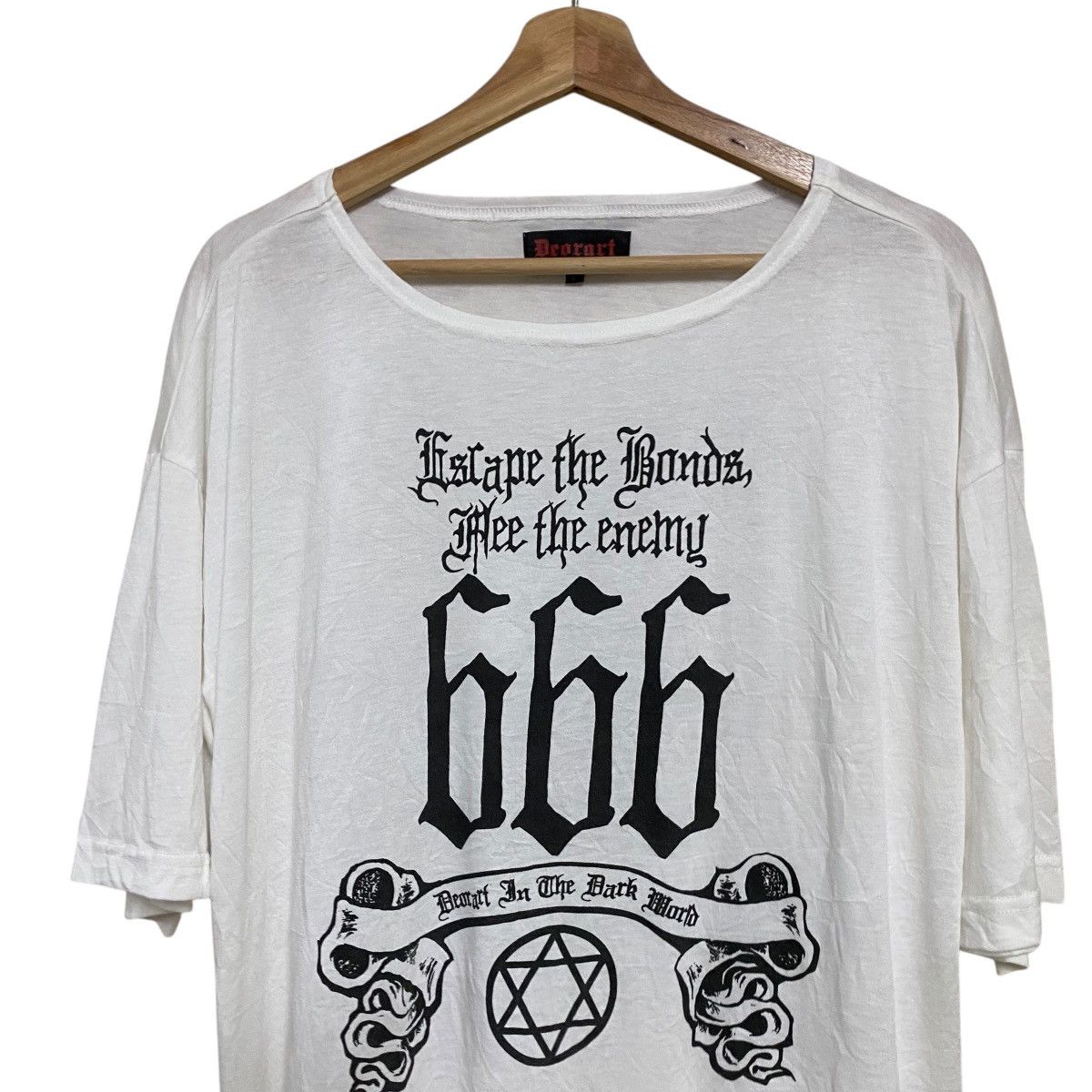 Seditionaries Deorart Shirt 666 'escape the bonds' 'Free the enemy' Size US L / EU 52-54 / 3 - 2 Thumbnail