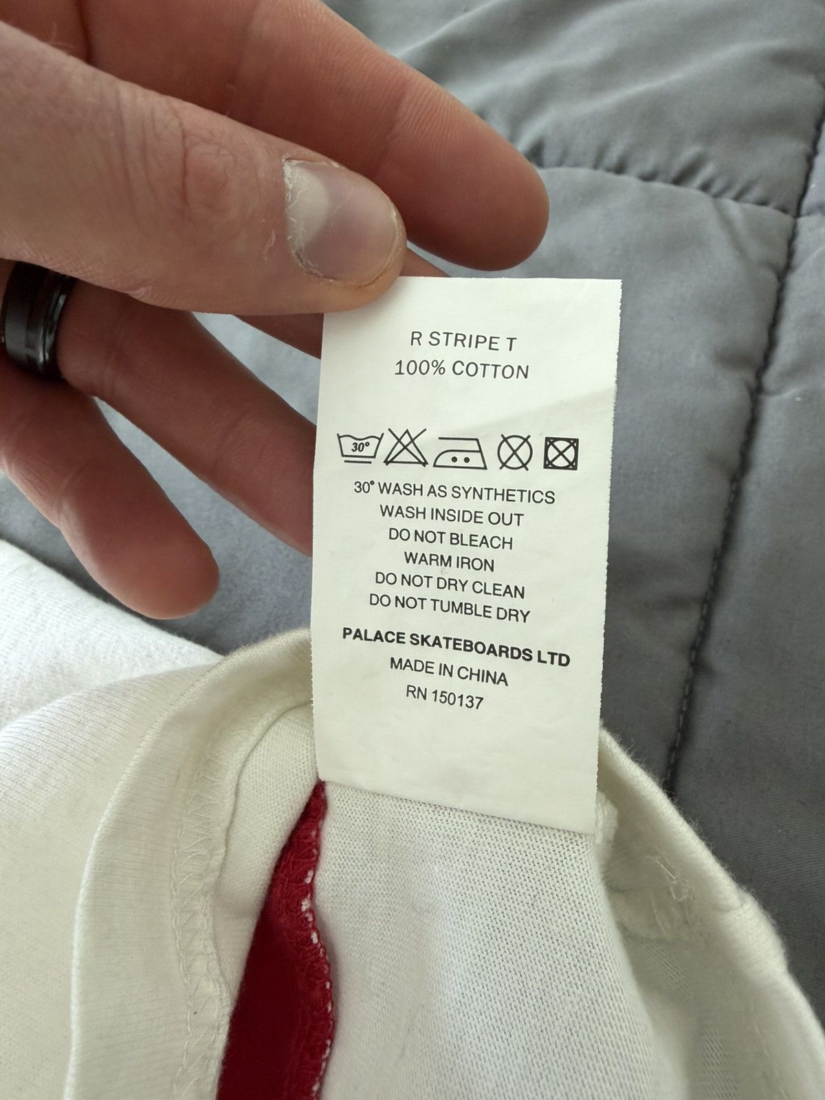 Palace Palace R Stripe T-shirt Size US L / EU 52-54 / 3 - 6 Thumbnail