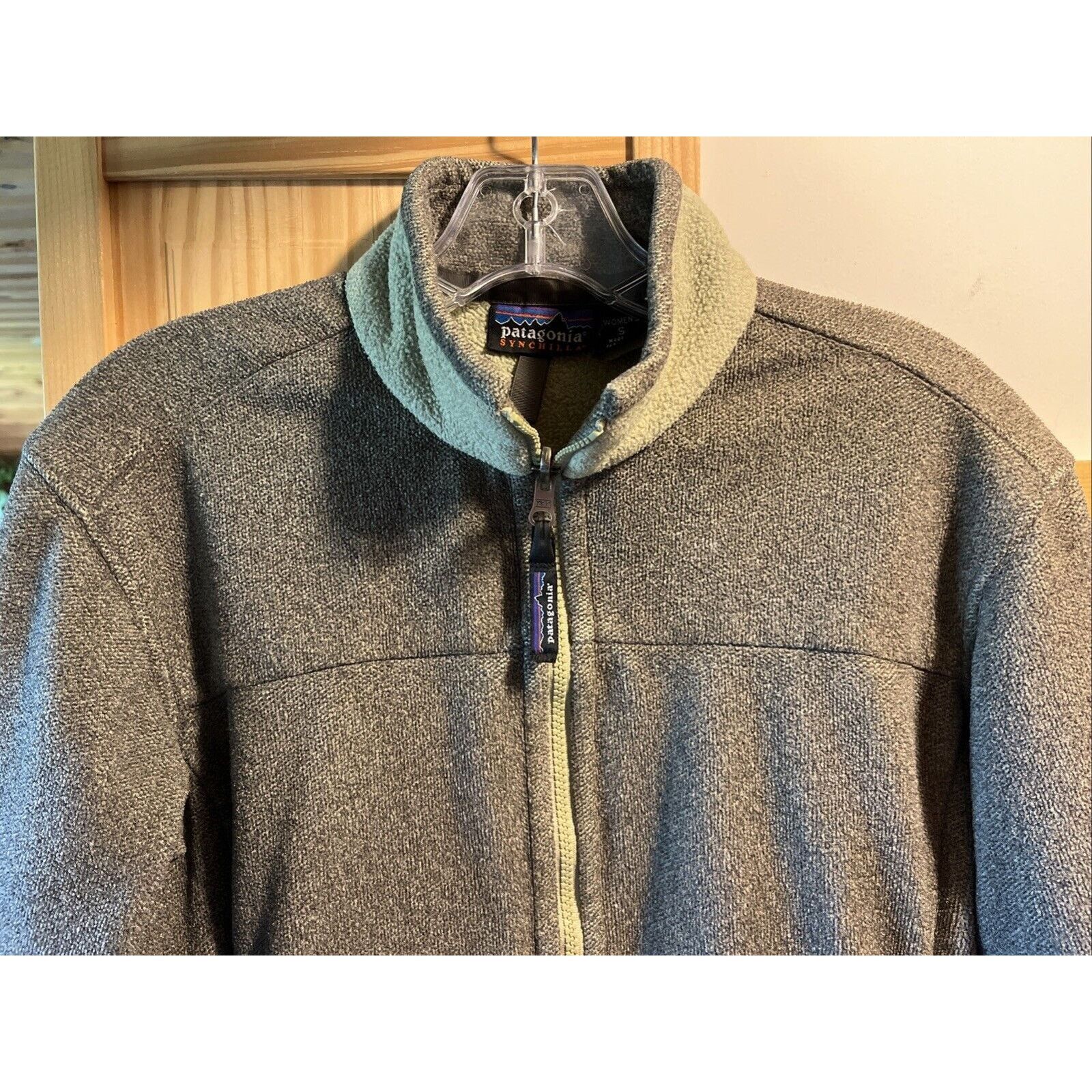 Patagonia Patagonia Synchilla Fleece Womens Small Gray Full Zip Fleece Size S / US 4 / IT 40 - 4 Thumbnail