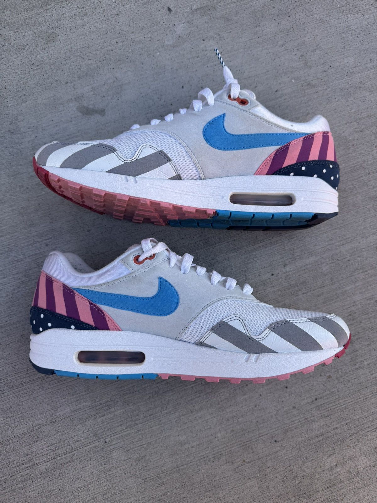 Nike NIKE AIR MAX 1 PARRA SIZE 10 WHITE MULTI COLOR USA Size US 10 / EU 43 - 2 Thumbnail