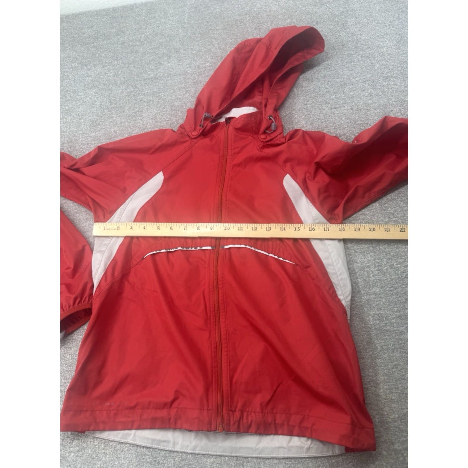 Nike VINTAGE Nike ACG Outer Layer 3 Jacket Windbreaker Regular Size Small Red Nylon Lightweight Full Zip Adults Mens Size US S / EU 44-46 / 1 - 4 Thumbnail