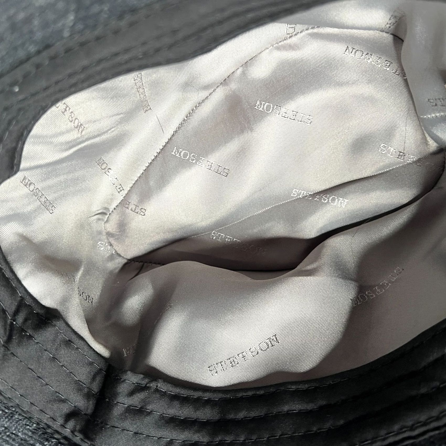 Stetson Stetson Wool Bucket Hat Herringbone Black Gray All American XL Men Bron Wool Bucket Hat XL Gray Stetson All American Men Size ONE SIZE - 8 Thumbnail