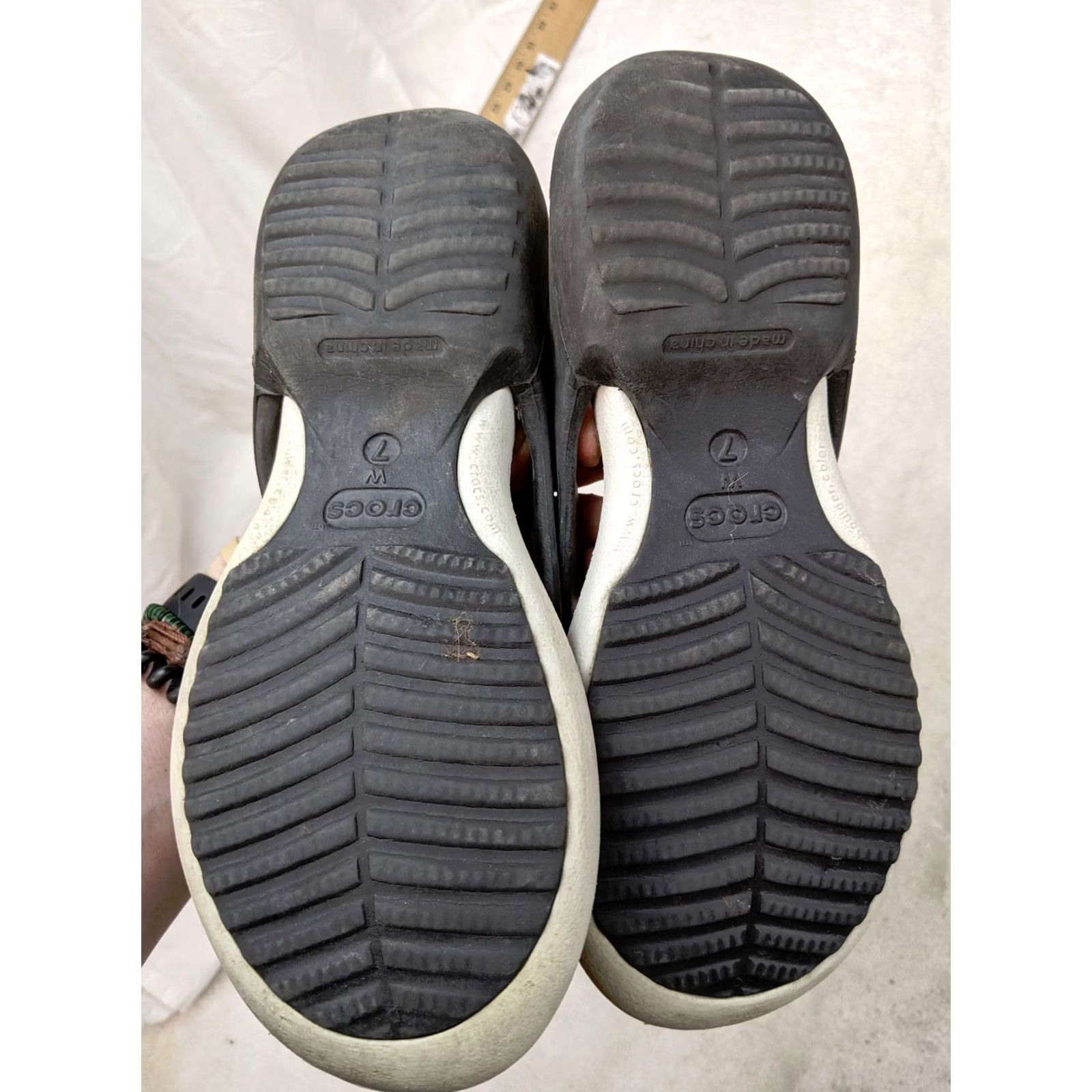 Crocs Crocs Athens Womens 7 Black Sandals Thong Comfort Beach Travel Outdoors Shoes Size US 7 / IT 37 - 5 Thumbnail