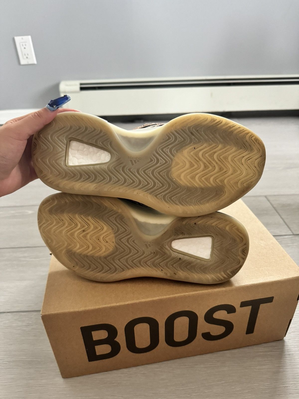 Adidas × Yeezy YZY QNTM Size US 7 / EU 40 - 6 Thumbnail