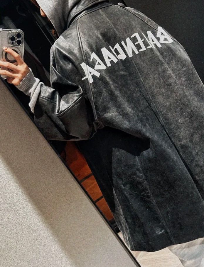 Balenciaga Balenciaga hand drawn font leather coat2410-Nextarrow Size US S / EU 44-46 / 1 - 8 Thumbnail