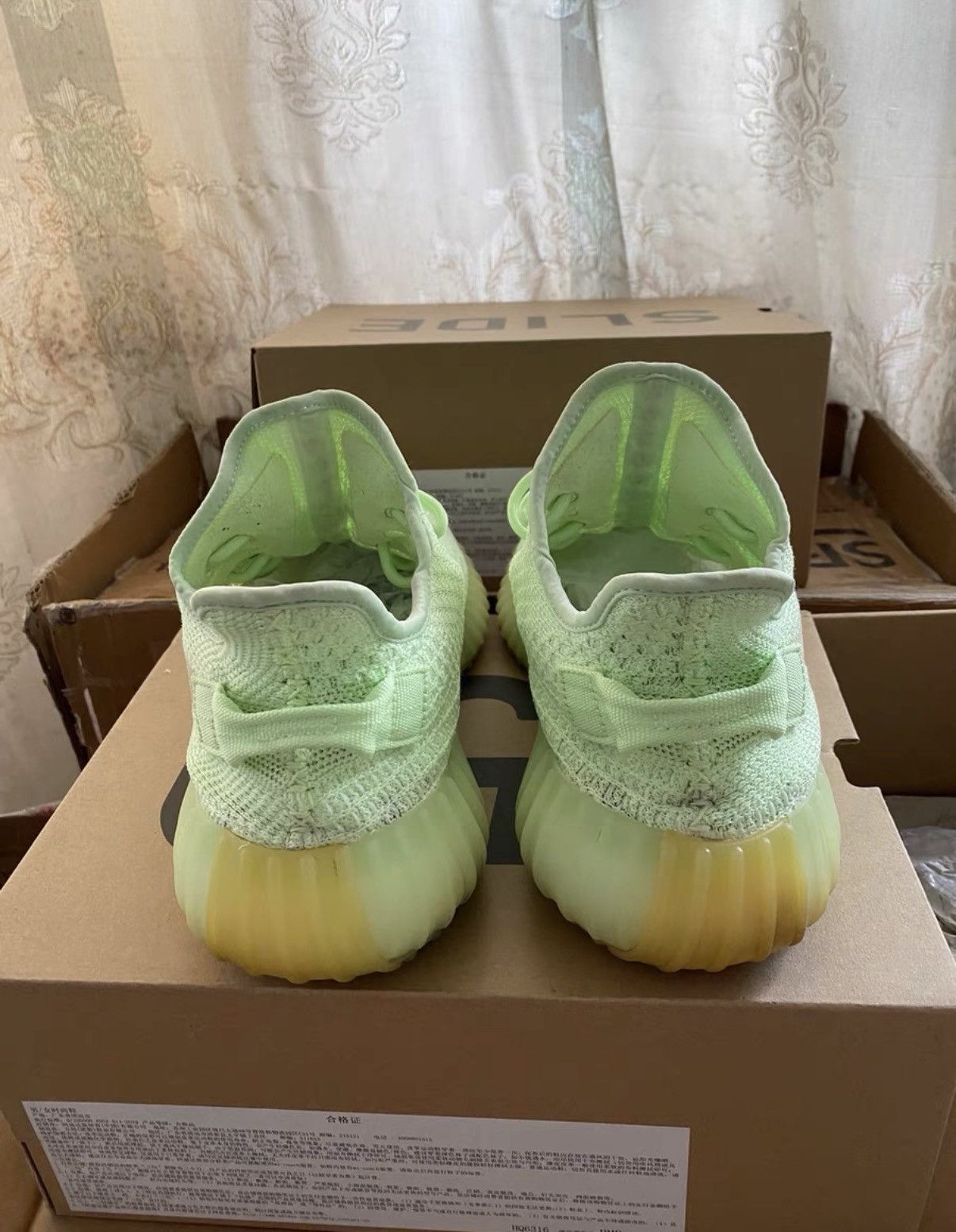 Adidas Adidas Yeezy 350 Glow EG5293 K37 Size US 8 / EU 41 - 4 Thumbnail