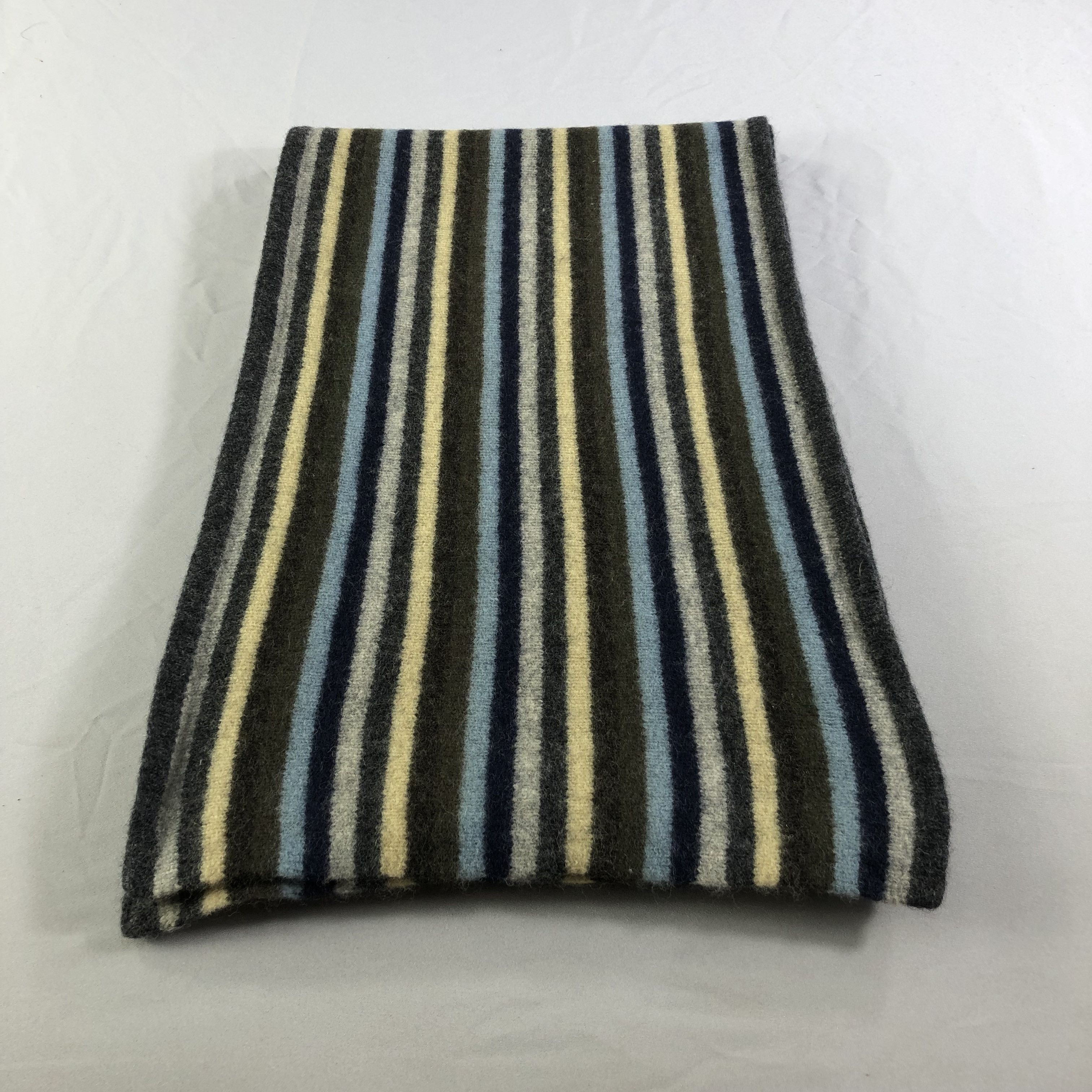 Gap GAP Striped Wool Scarf Muffler V1661 Size ONE SIZE - 2 Thumbnail