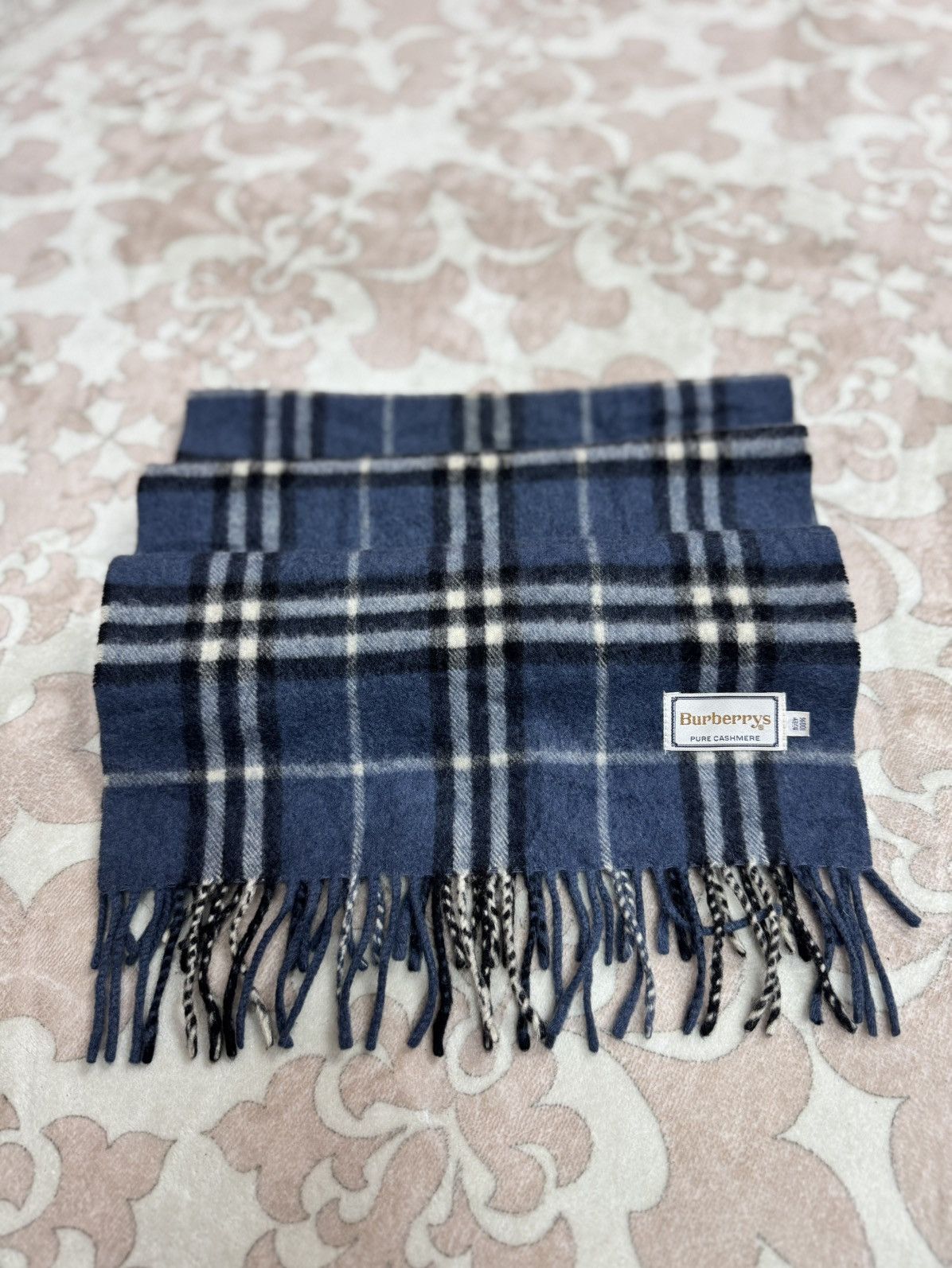 Burberry Scarves burrbery Size ONE SIZE - 4 Thumbnail