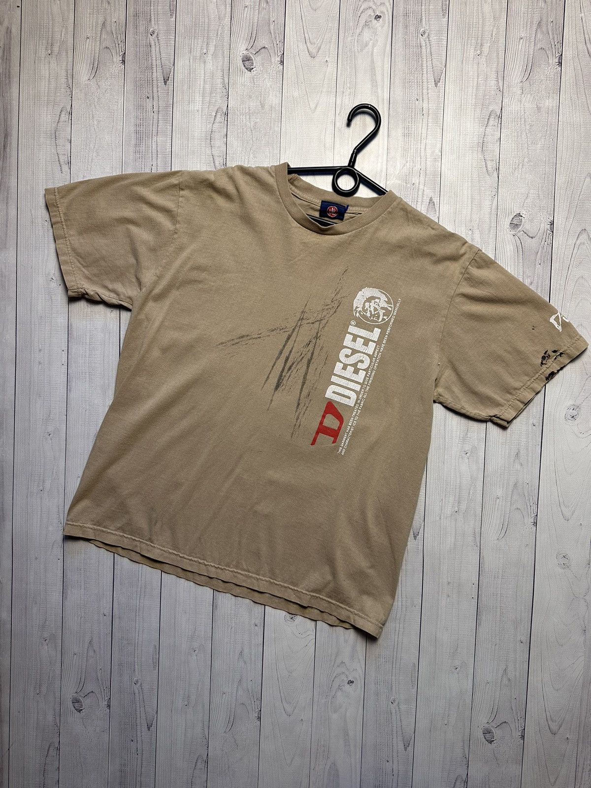 Diesel Vintage Diesel Beige tee big logo size L rare distressed Size US L / EU 52-54 / 3 - 1 Thumbnail