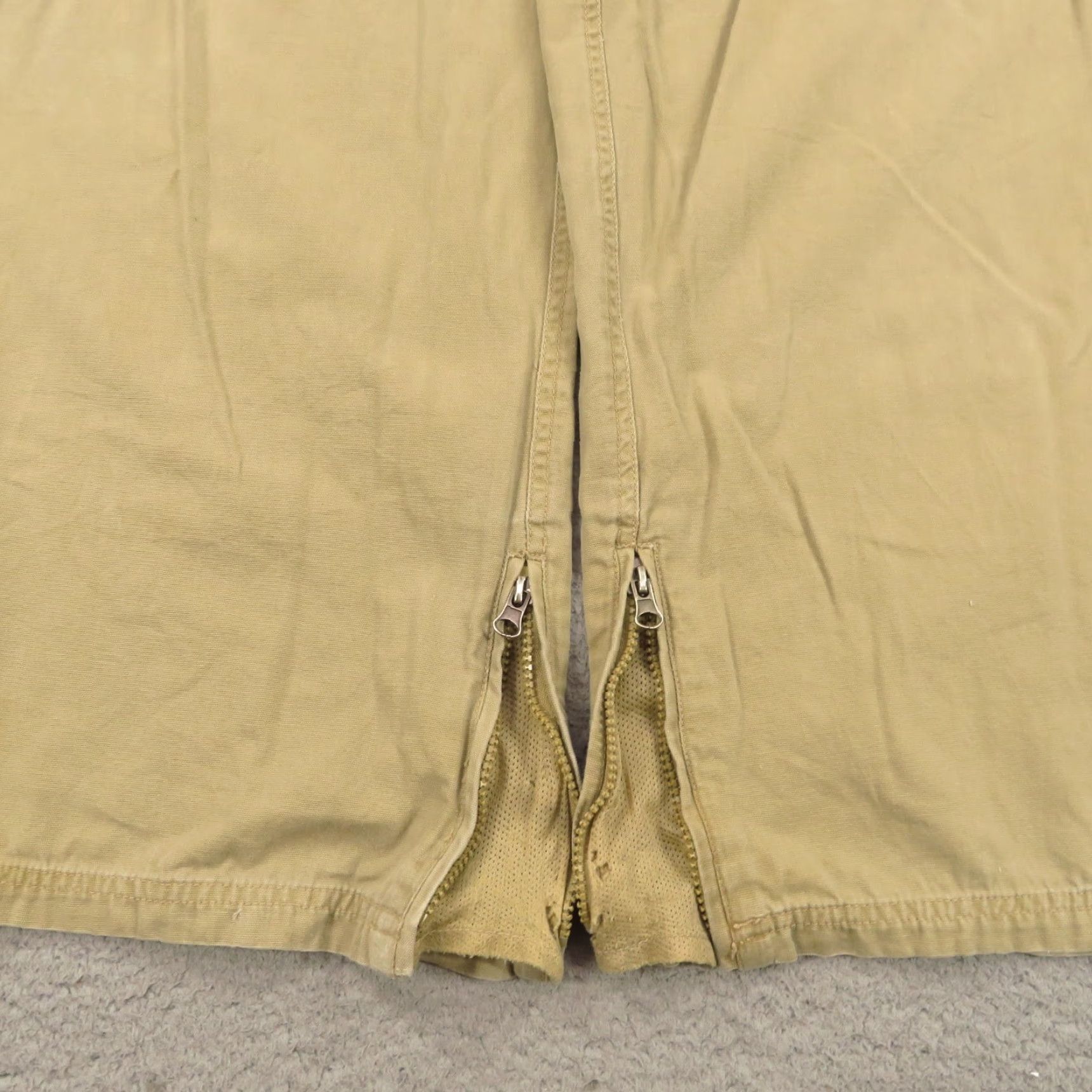 Joe Boxer VINTAGE Baggy Cargo Pants Mens 38 Y2K 30 in Inseam 11" Leg Opening 5-Pocket Canvas Cotton Joe Boxer Beige Slim Relaxed Size US 38 / EU 54 - 6 Thumbnail