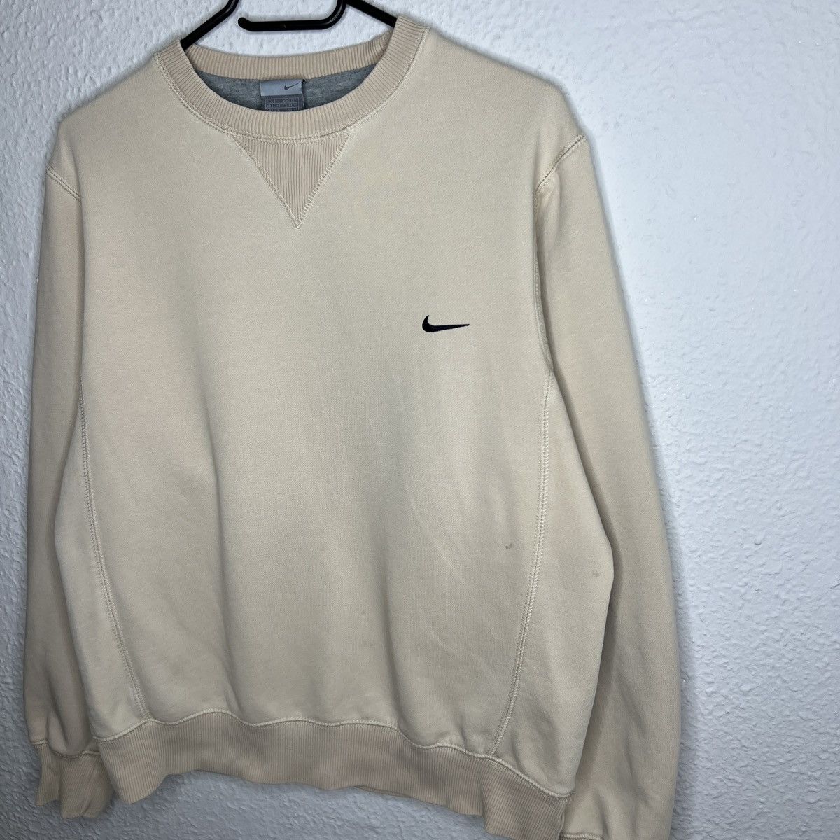 Nike Vintage Nike Sweatshirt Crewneck Beige Logo Swoosh Retro Y2K Size US S / EU 44-46 / 1 - 3 Thumbnail
