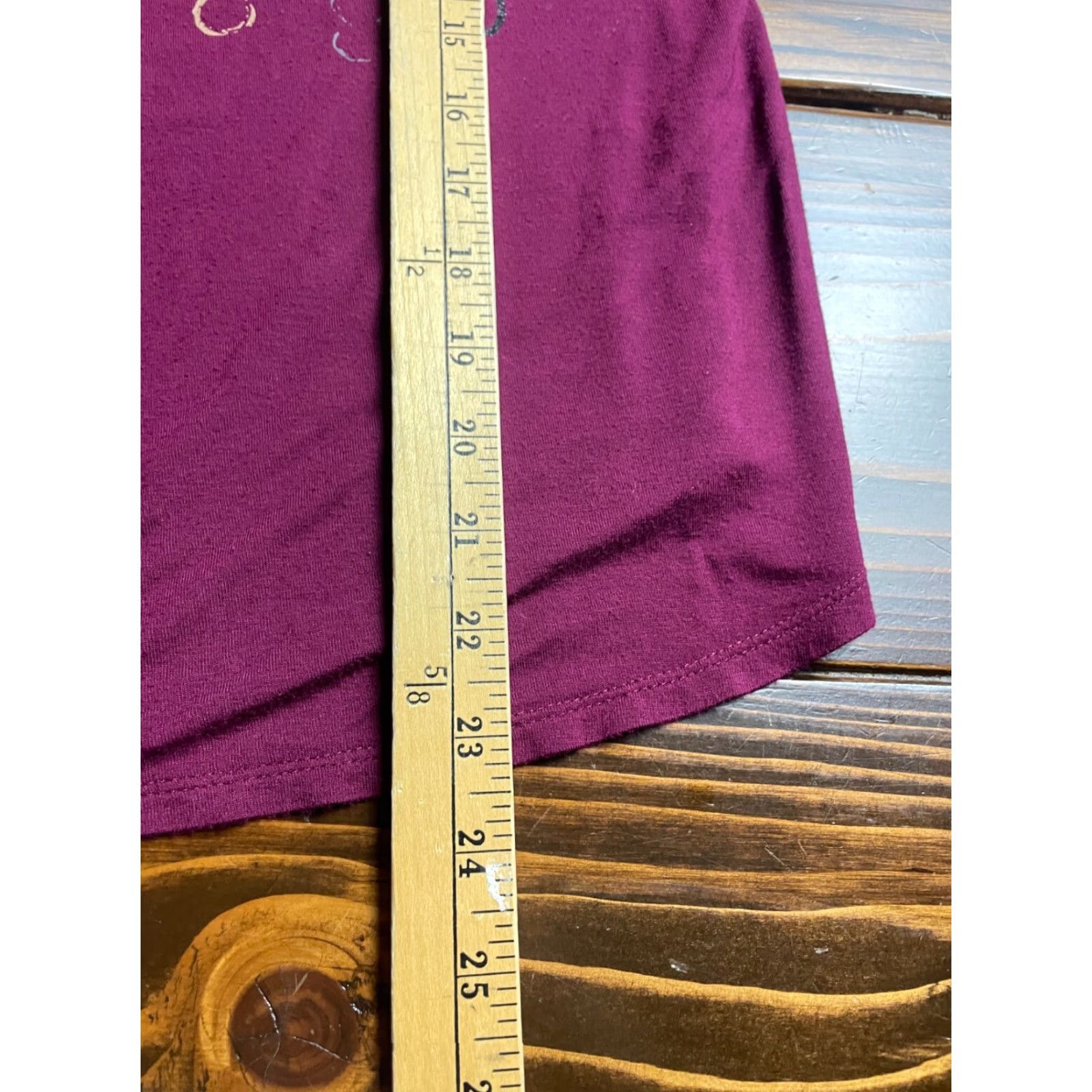 Apt. 9 APT.9 T-Shirt Women's Size S Burgundy Short Sleeve Round Neck Sparkled Geometric Size S / US 4 / IT 40 - 7 Thumbnail