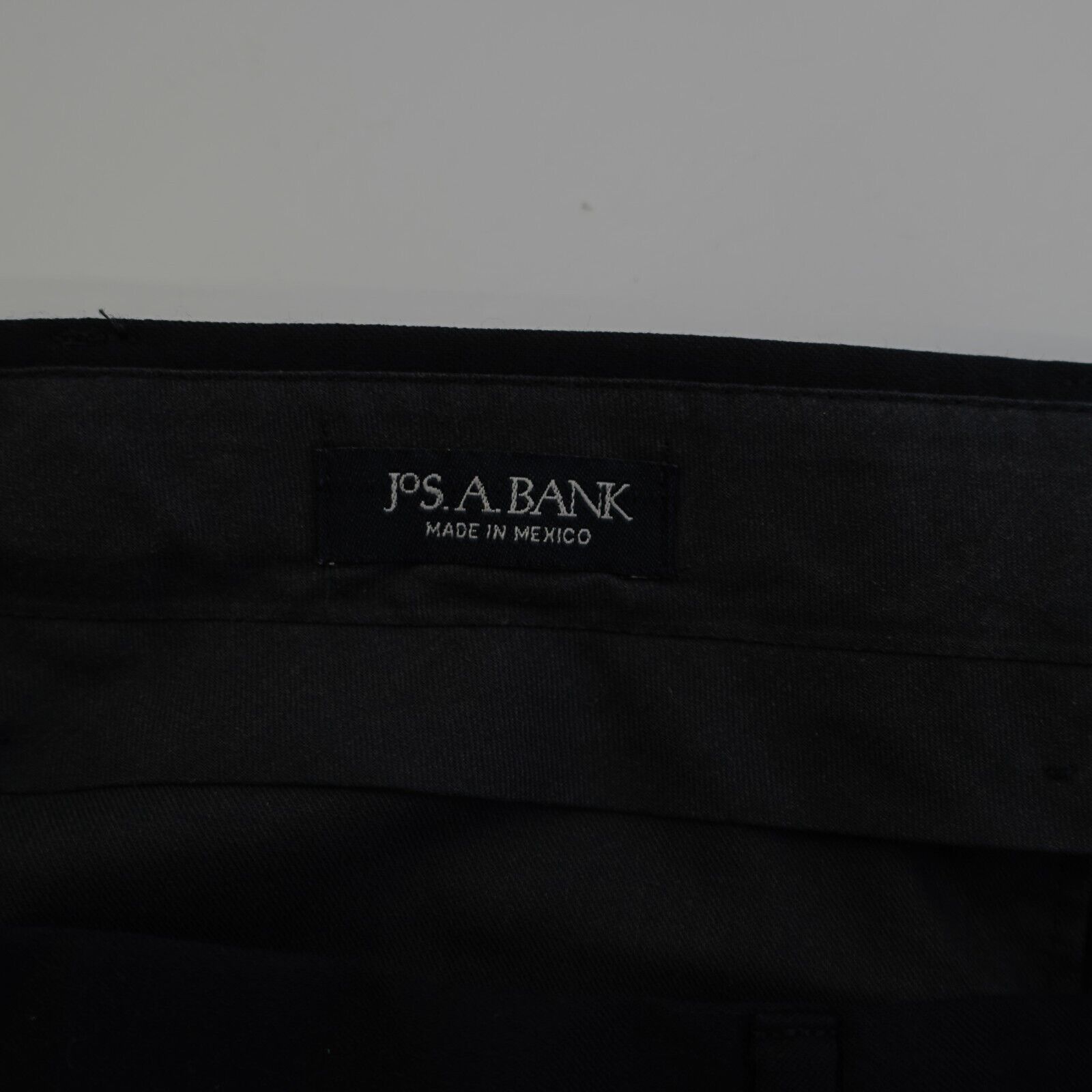 Jos. A. Bank Jos A Bank Wool Black 35/30 Pleated Cuffed Dress Pants Mid R Size 34R - 8 Thumbnail