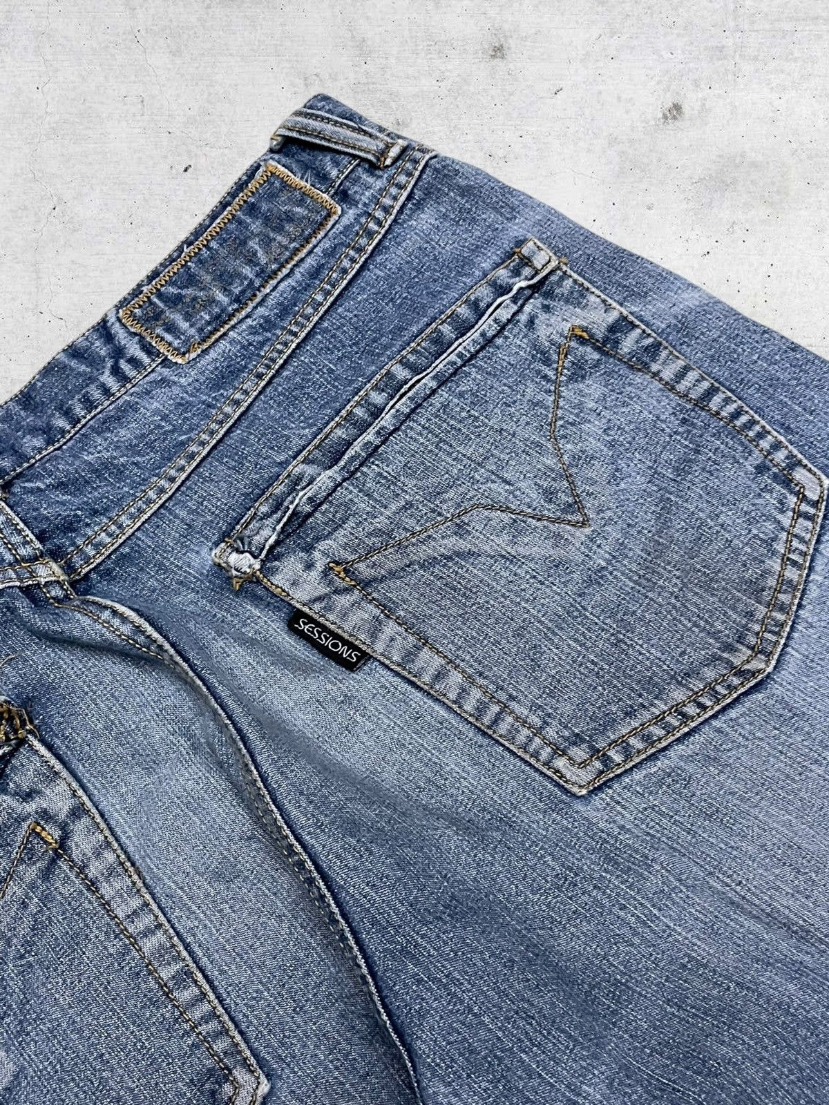 Sessions VINTAGE SESSIONS STREETWEAR DESIGNER US BAGGY DENIM STYLE Size US 34 / EU 50 - 16 Thumbnail