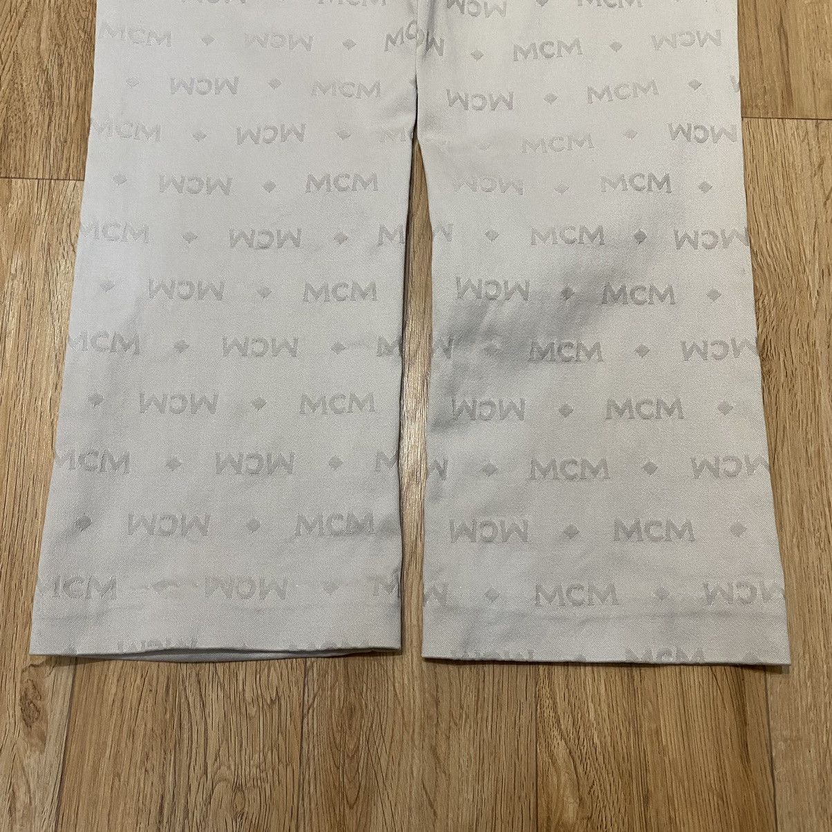 MCM MCM Legere Full Print Monogram Pants Size US 26 / EU 42 - 8 Thumbnail