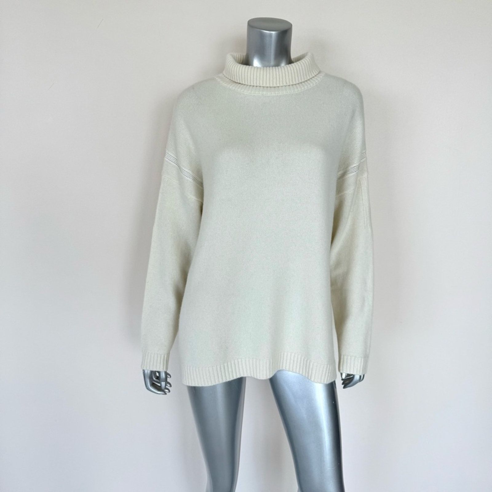 The Kooples NWT!!! The Kooples cashmere sweater size 2 or M Retail 565$ Size M / US 6-8 / IT 42-44 - 1 Thumbnail