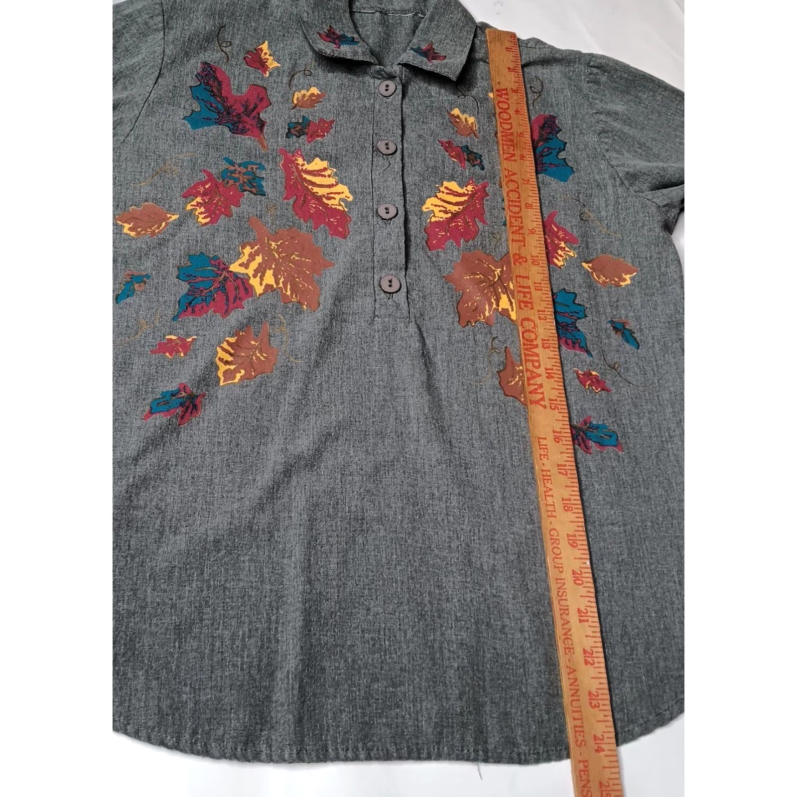 Vintage VINTAGE Blouse Casual Shirt Women S Gray Fall Autumn Leaves Pullover 1/2 Button Up Nature Cottagecore Tree Leaf Sleeve Long Size S / US 4 / IT 40 - 4 Thumbnail