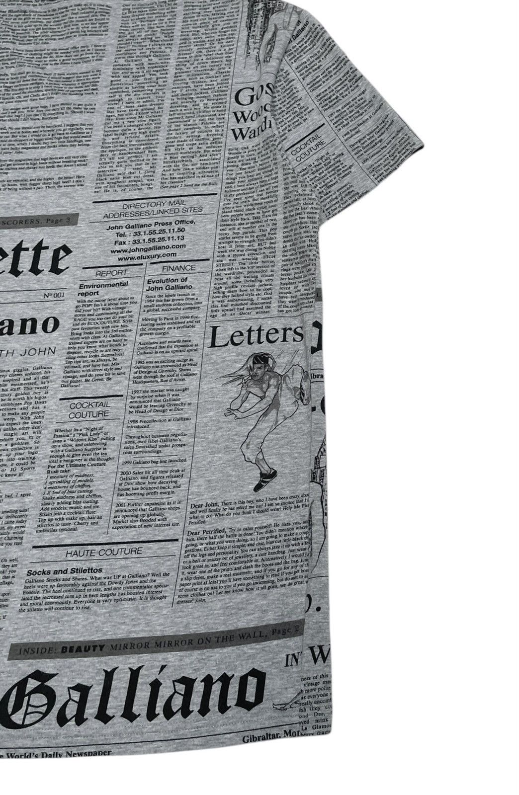 Just Cavalli Vintage John Galliano Gazette Newspaper V neck T-shirt 2000s Size US S / EU 44-46 / 1 - 8 Thumbnail