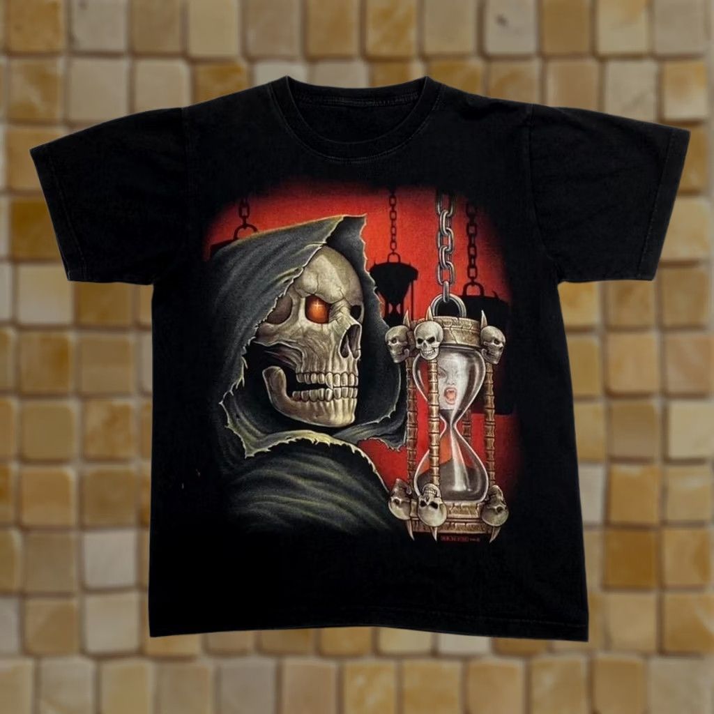 Vintage Vintage Hero Buff Gothic Fantasy Grim Reaper Hourglass Skull Graphic T-Shirt Medium Size US M / EU 48-50 / 2 - 1 Thumbnail