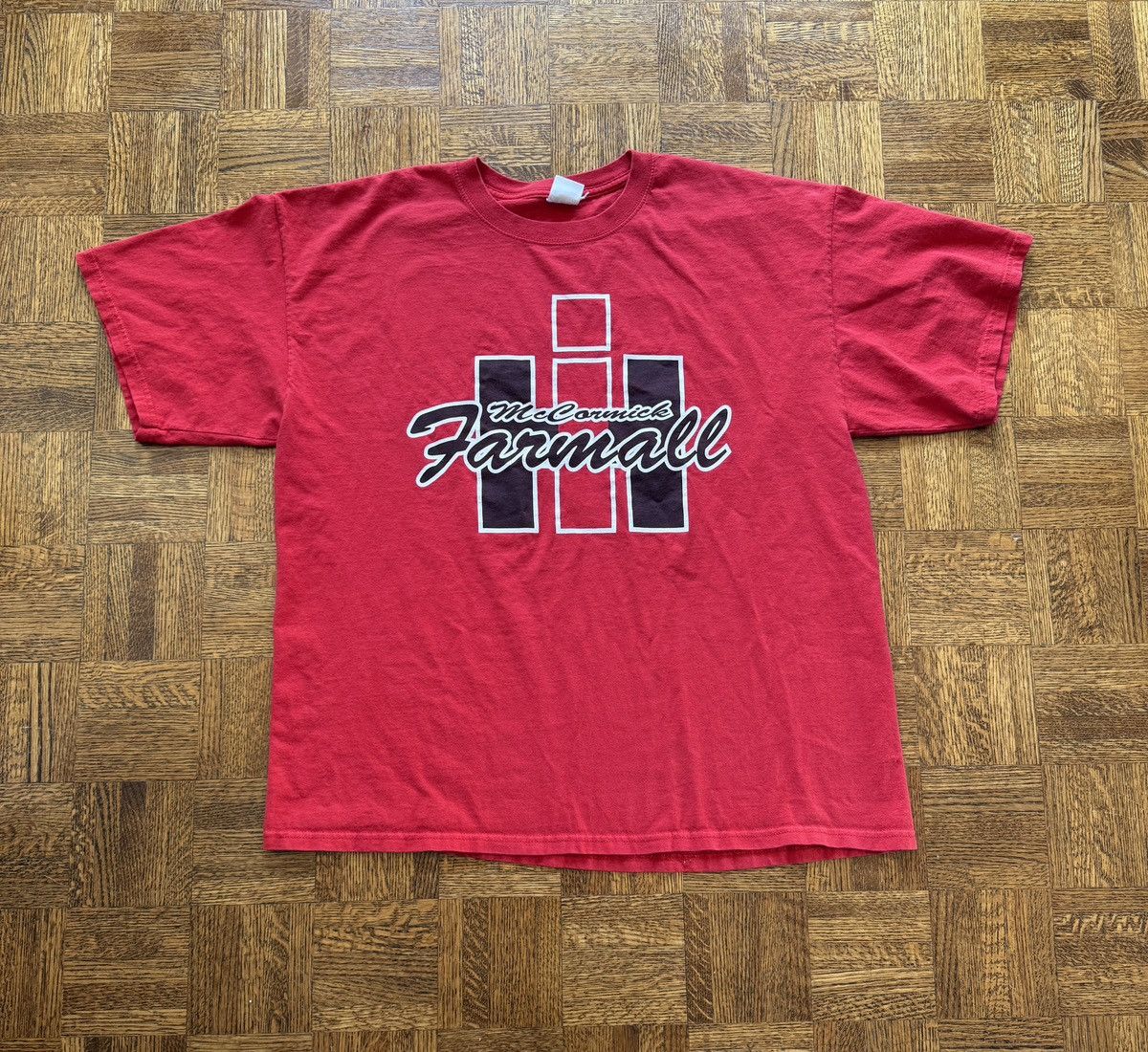 Vintage Vintage Y2K McCormick Farmall Tractors Graphic Tee Size US XXL / EU 58 / 5 - 1 Thumbnail
