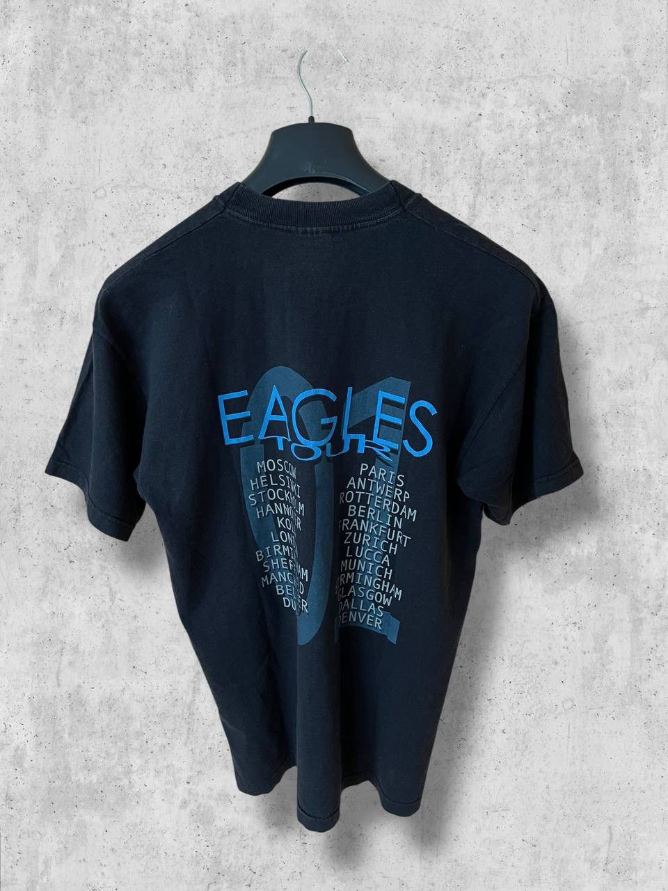 Band Tees 2001 VINTAGE THE EAGLES ON TOUR T SHIRT BAND ROCK Size US L / EU 52-54 / 3 - 2 Thumbnail