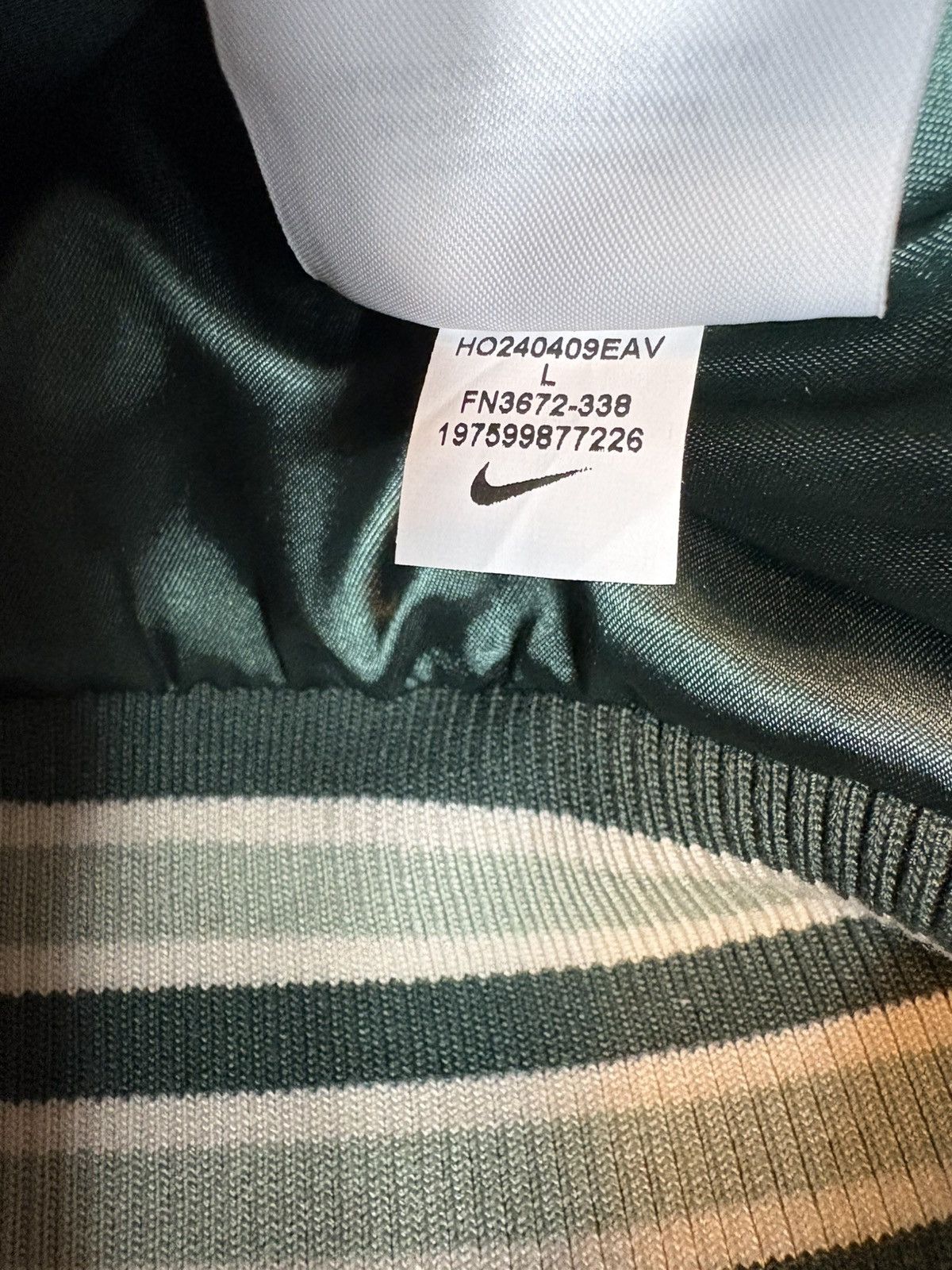 Nike Nike Sportswear Oversized Fit Jacket FN3672-338 Women Sz L Size L / US 10 / IT 46 - 6 Thumbnail