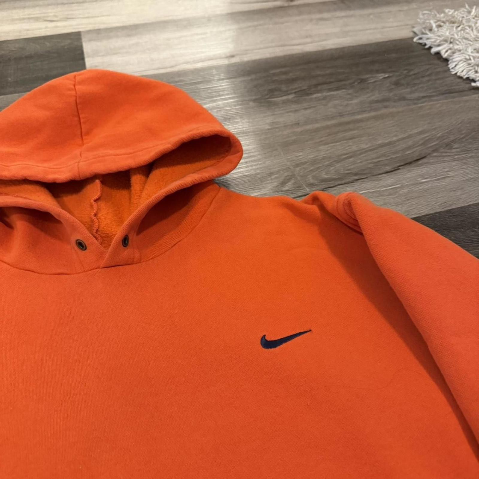 Nike Vintage Nike swoosh hoodie orange 00s L/XL boxy cropped Size US XL / EU 56 / 4 - 1 Thumbnail