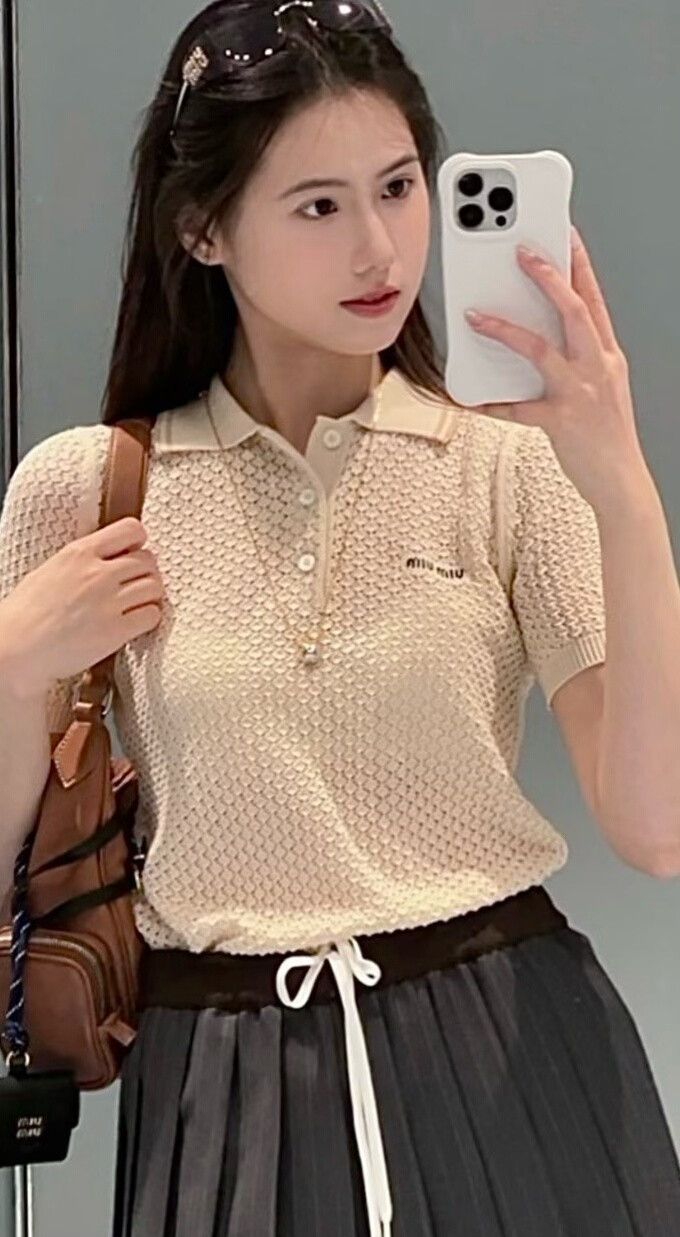 Miu Miu Miu Miu 25 Diamond Knit Polo Short Sleeve Size S / US 4 / IT 40 - 1 Thumbnail
