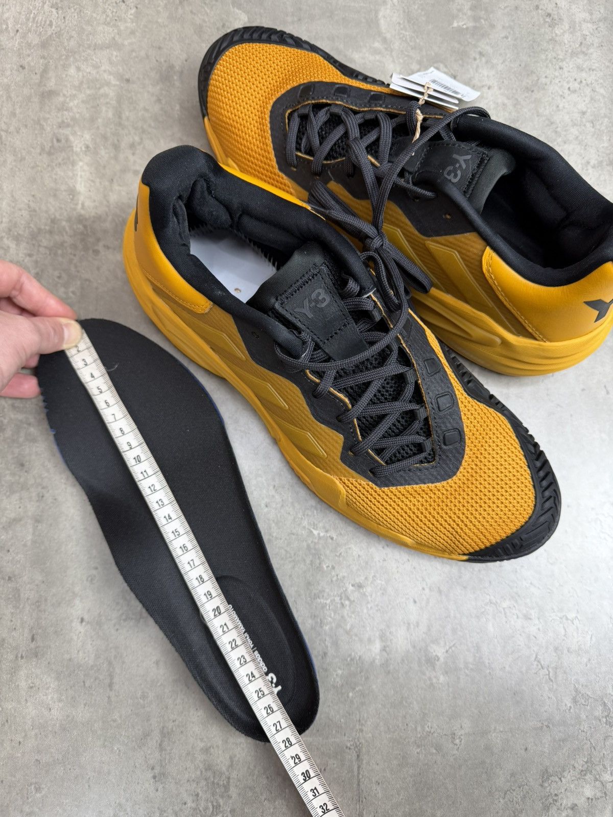 Y-3 Adidas Y-3 Yohji Yamamoto Barricade 13 Tennis Shoes US 9 Size US 9 / EU 42 - 10 Thumbnail