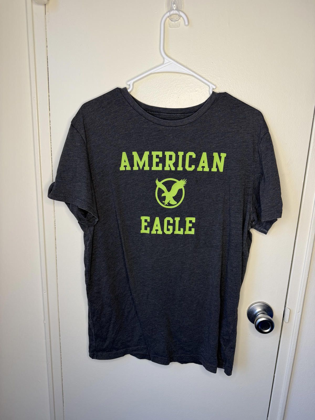 American Eagle Outfitters American Eagle Tshirt Size ONE SIZE - 1 Preview