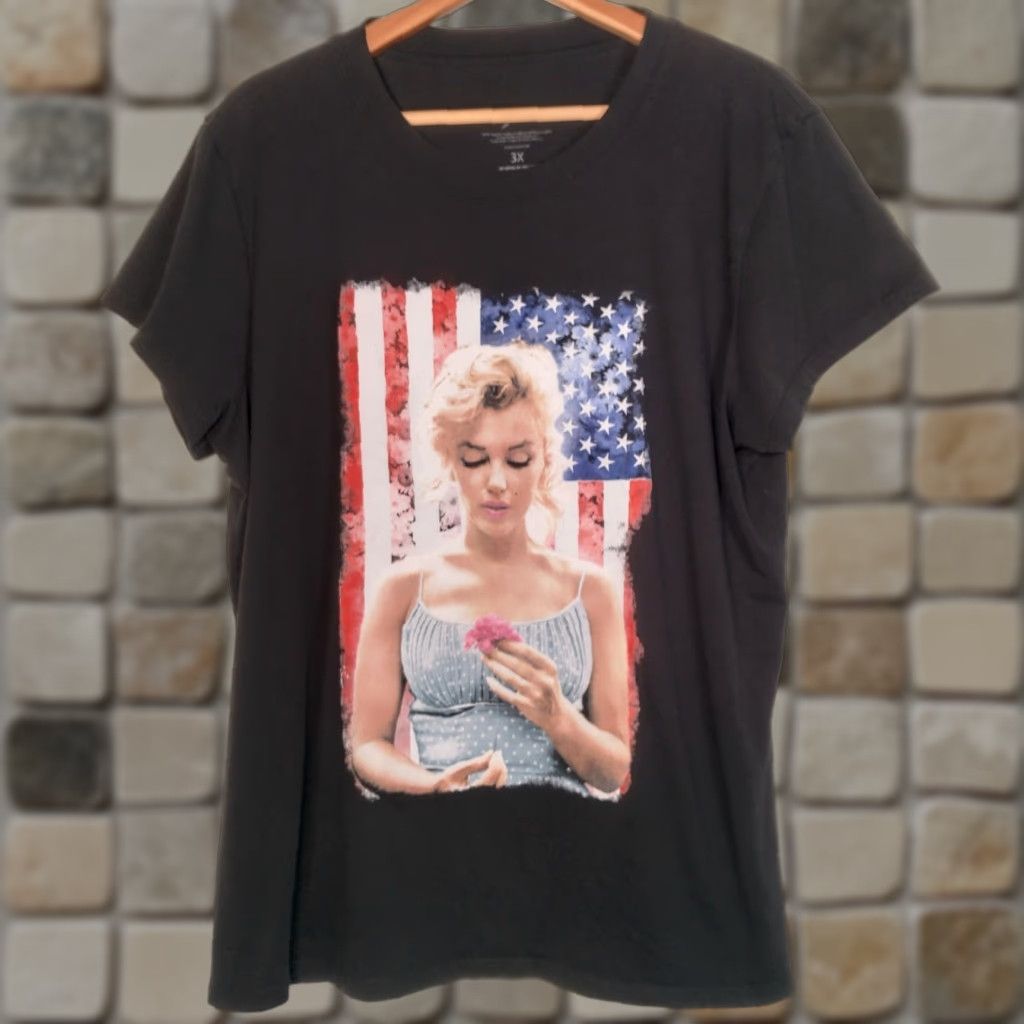 Vintage Marilyn Monroe T Shirt Women Plus Size 3X Black USA Flag America Patriotic Womens Size XXL / US 16-18 / IT 52-54 - 1 Thumbnail