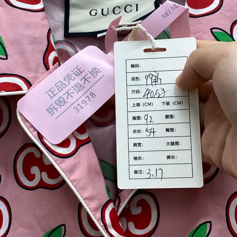 Gucci Gucci Popular Valentine's Day full-print shirt 2505-Nextarr Size S / US 4 / IT 40 - 5 Thumbnail