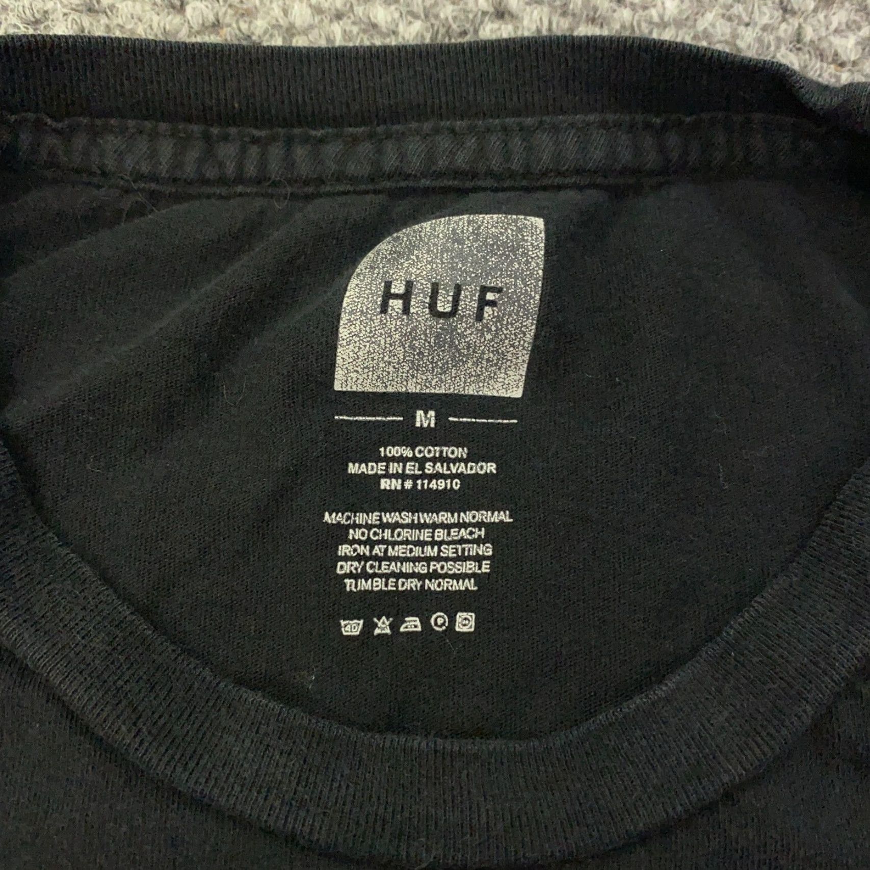 Huf VINTAGE Huf Worldwide Shirt Mens Medium Black Embroidered Tee Size US M / EU 48-50 / 2 - 3 Thumbnail
